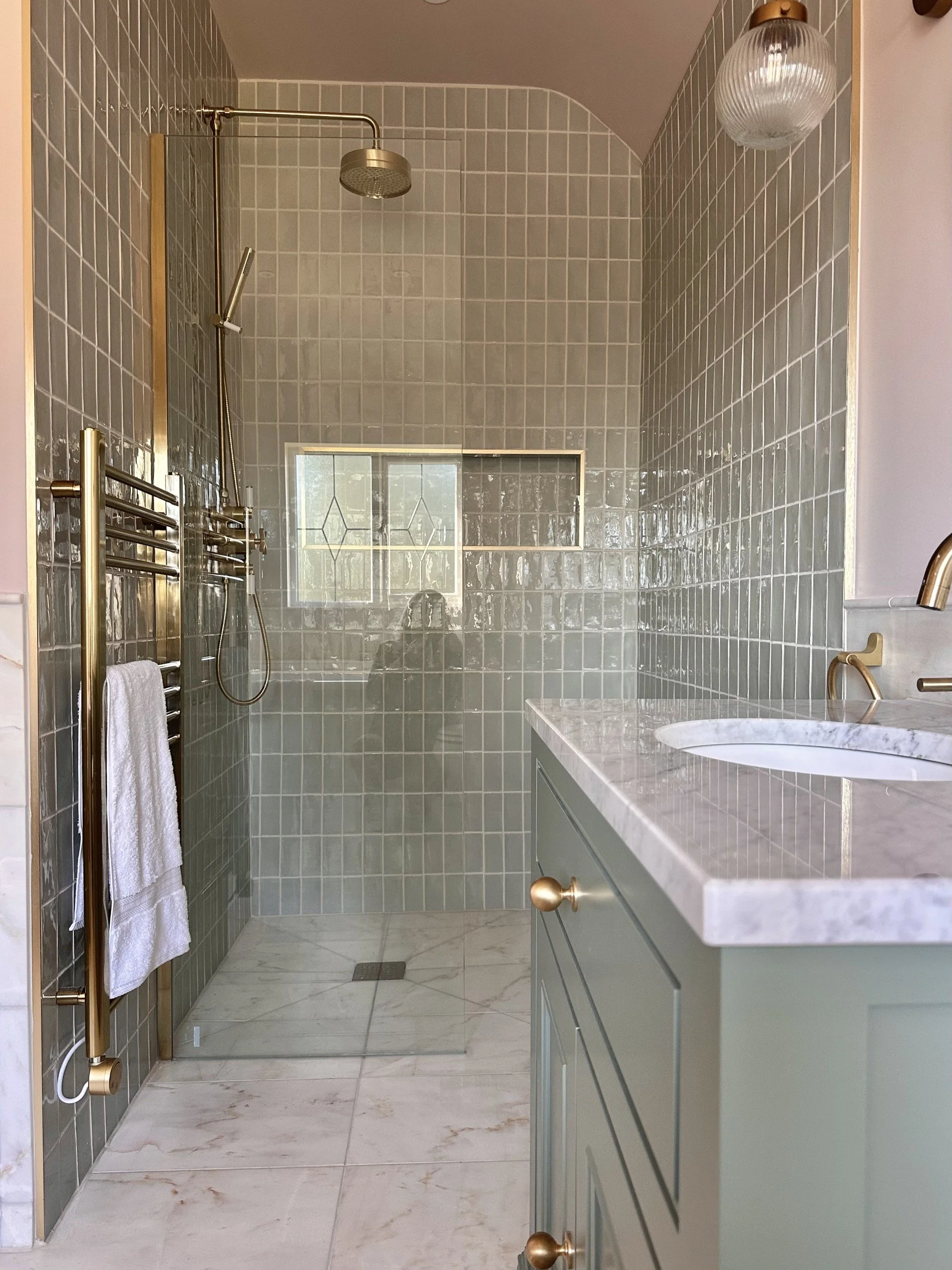 family bathroom shower 2.jpg