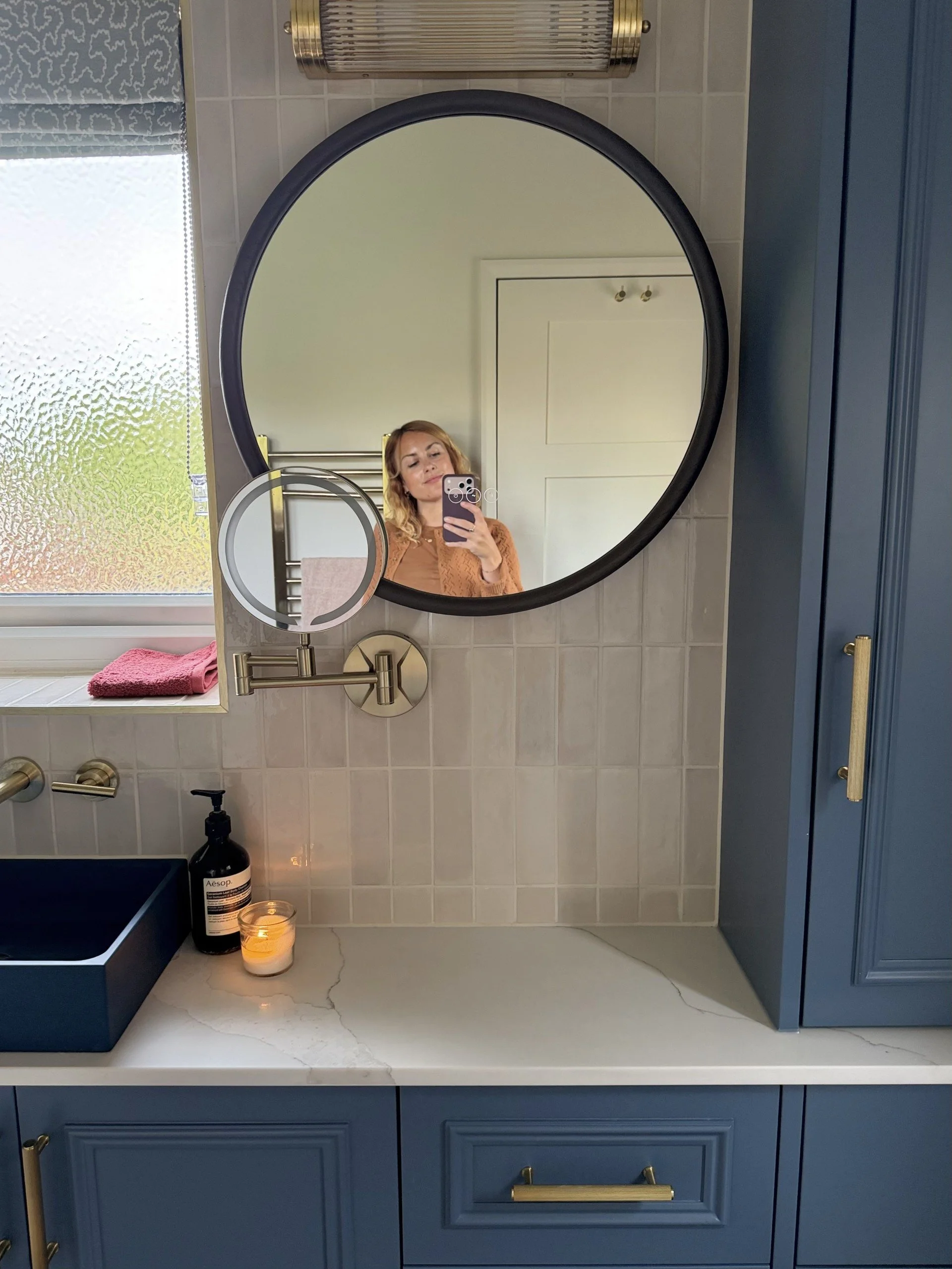 me in mirror.jfif