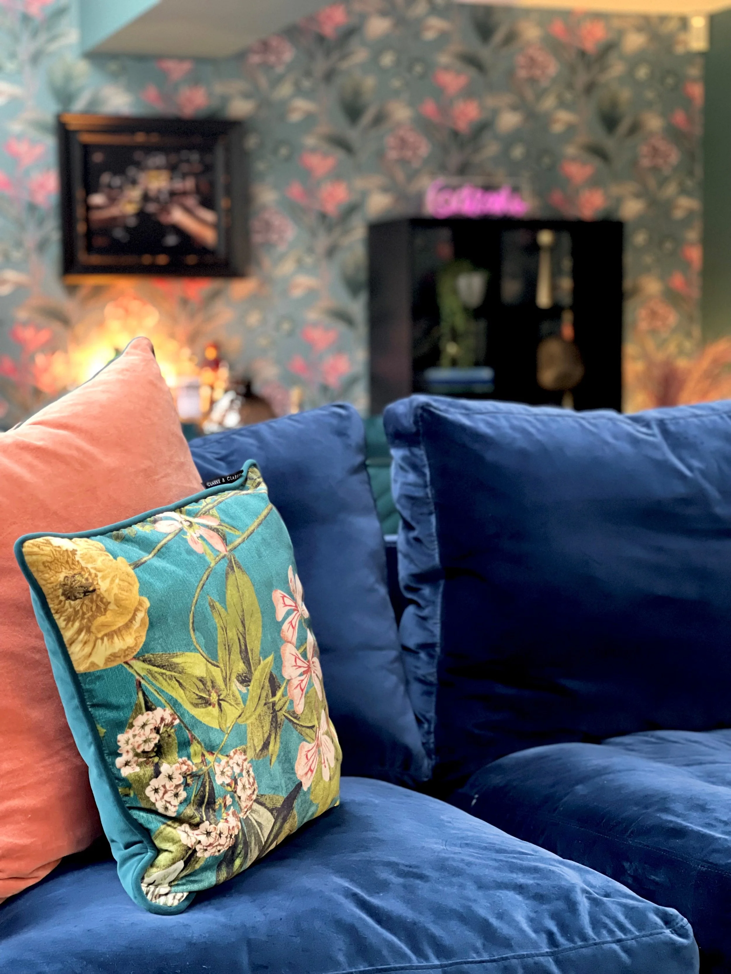 cushion close up.jpg