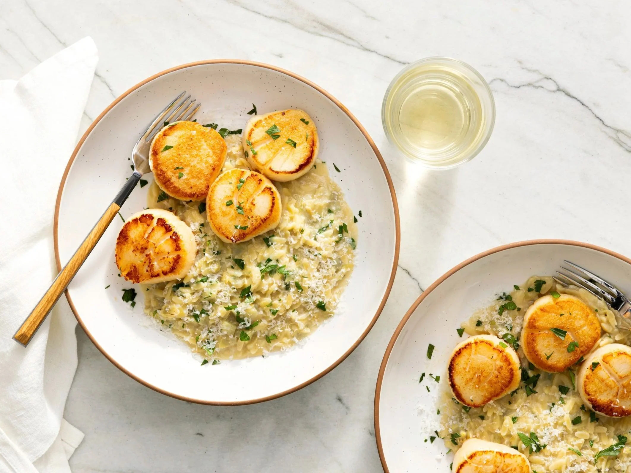 SFS_Seared-Scallops-with-Artichoke-Orzo-Risotto-for-Two_608.jpg