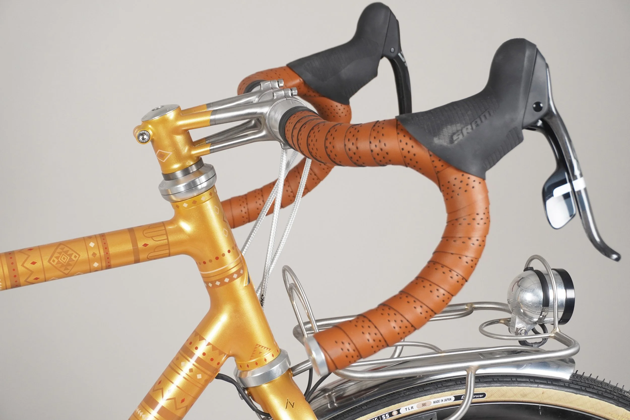AVALANCHE CYCLE-randonneuse sur mesure inox 05.jpg