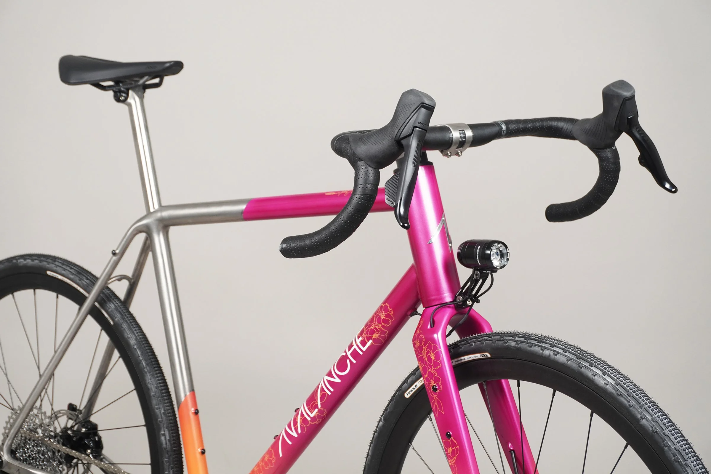  titane gravel orange et rose