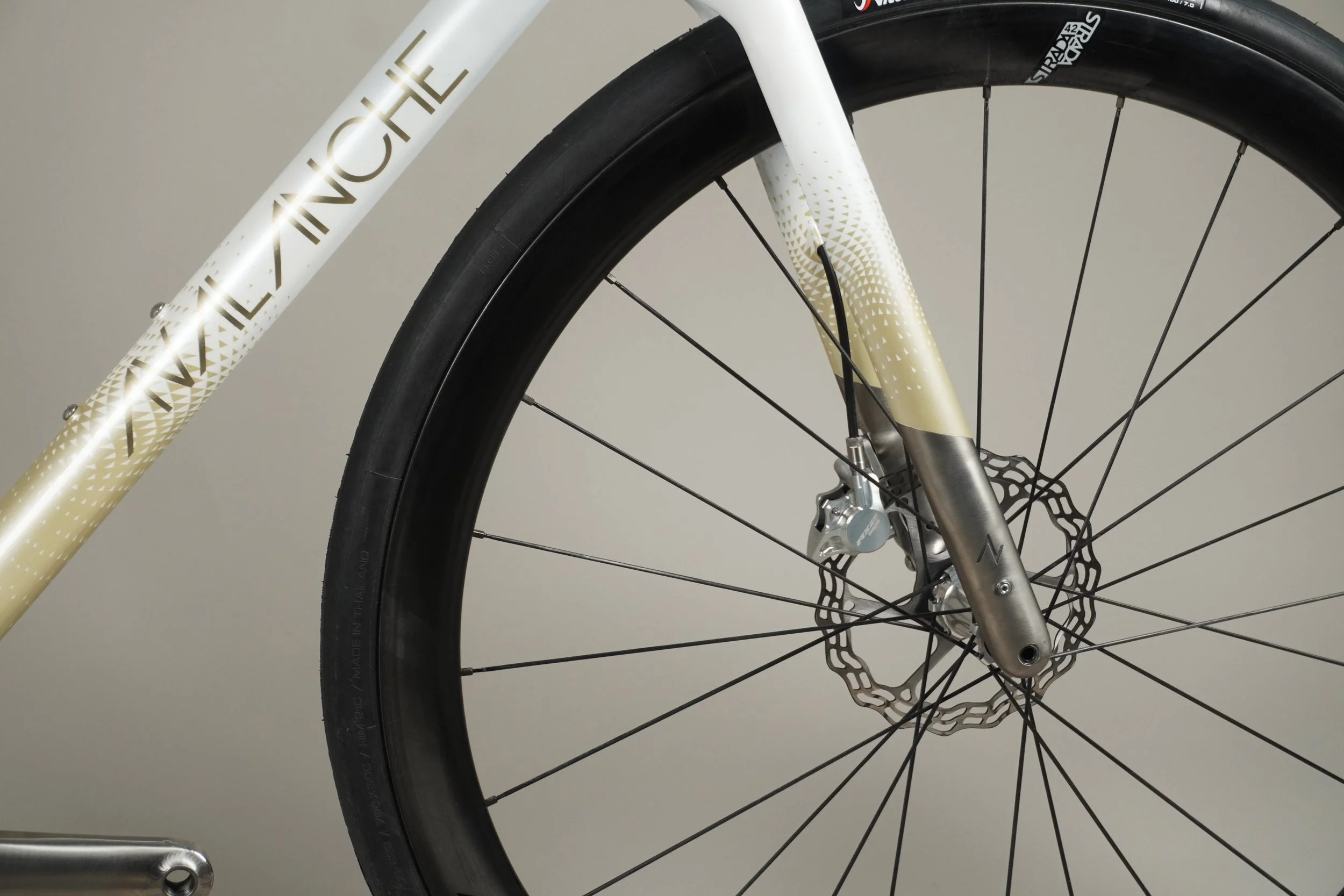 AVALANCHE CYCLES- WHITE TITANE PROLONGATEURS - 06.jpg