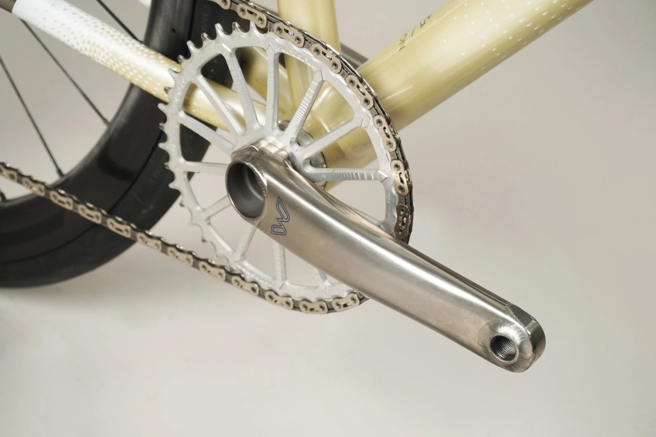 AVALANCHE CYCLES- WHITE TITANE PROLONGATEURS - 31.jpg
