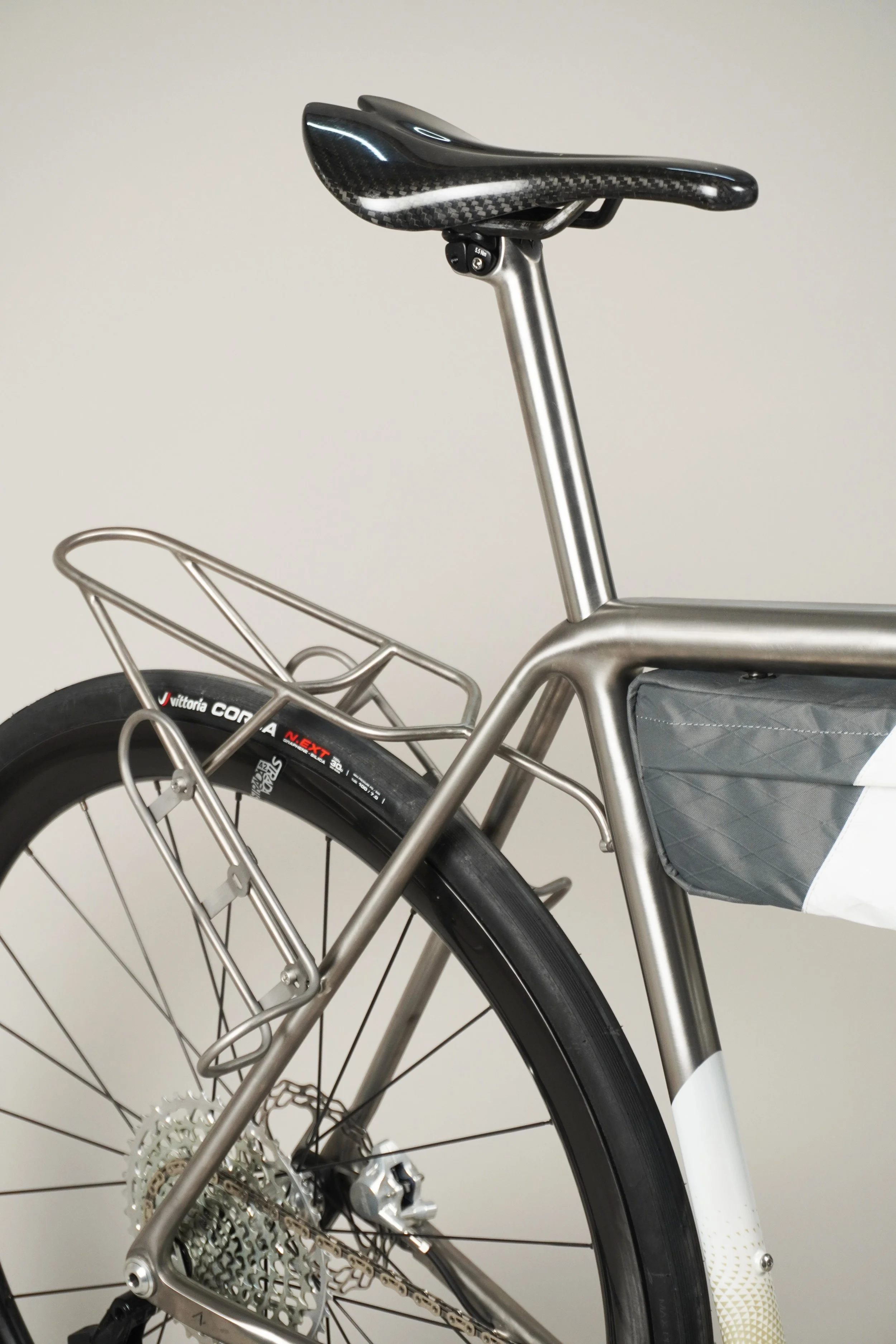 AVALANCHE CYCLES- WHITE TITANE PROLONGATEURS - 33.jpg
