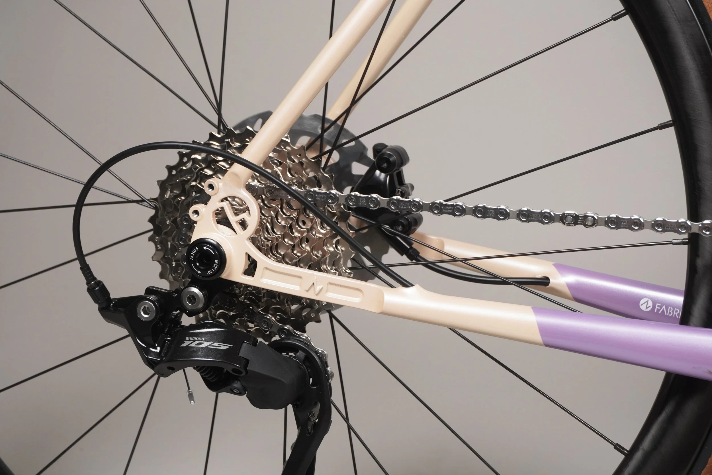 AVALANCHE CYCLES-ACIER SUR MESURE - PASTEL 06.jpg