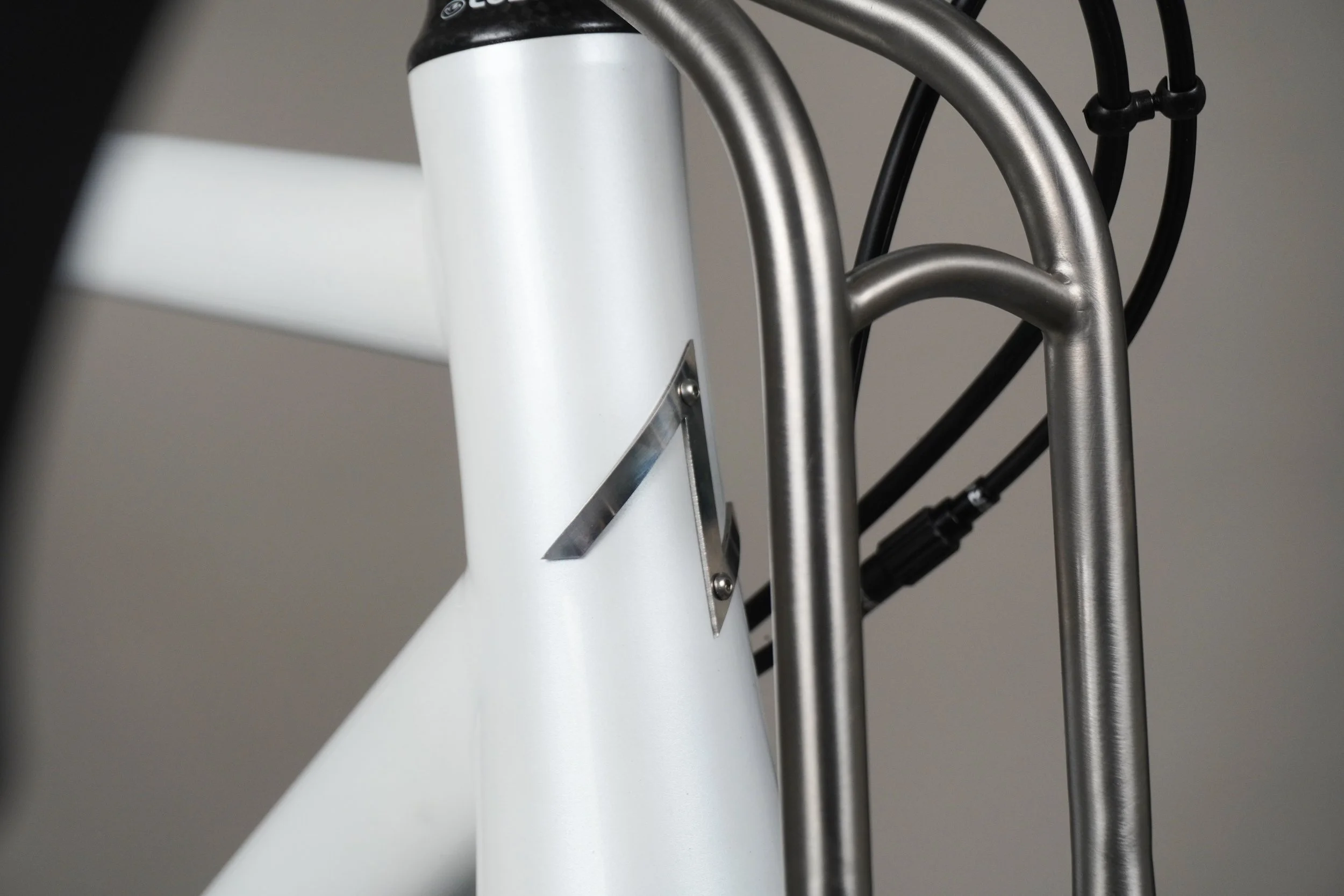 AVALANCHE CYCLE-TITANIUM WHITE TRUSS 22.jpg