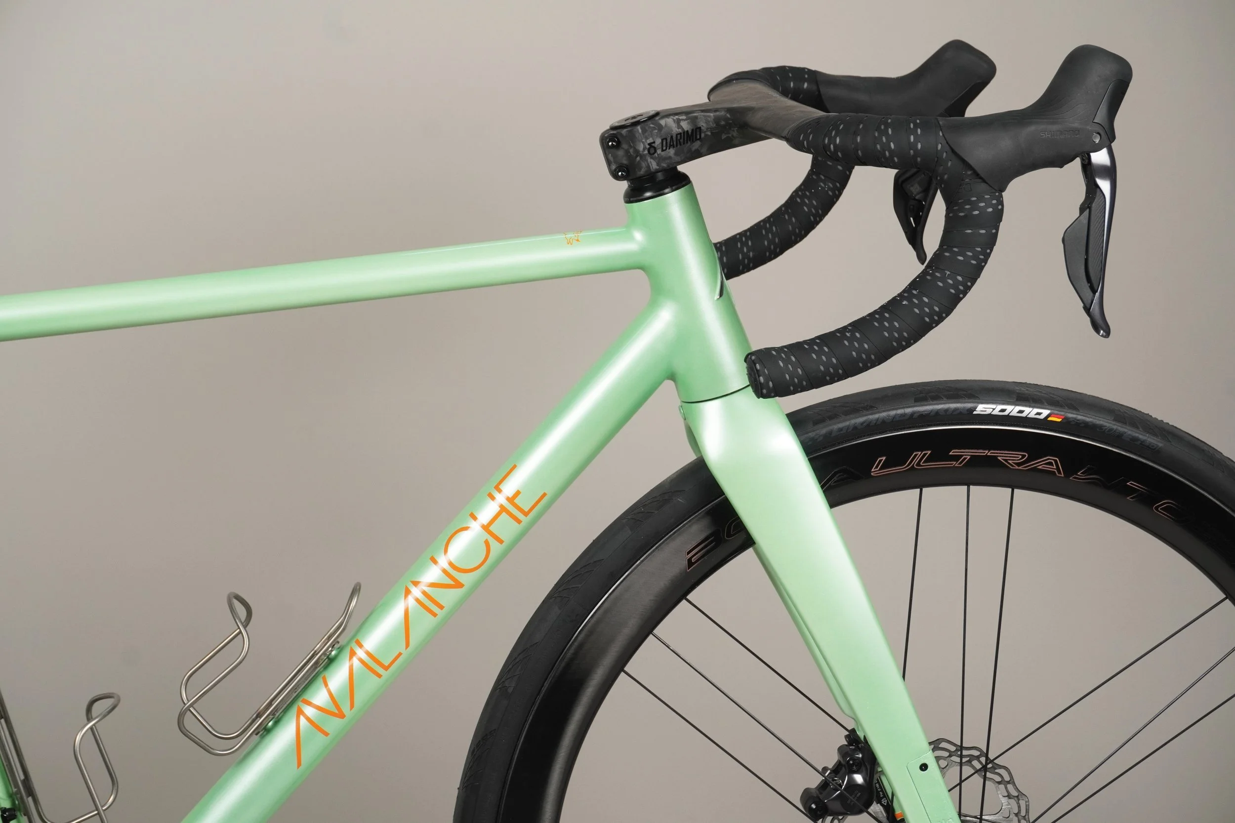 AVALANCHE-vélo inox route sur mesure-vert orange 04.jpg