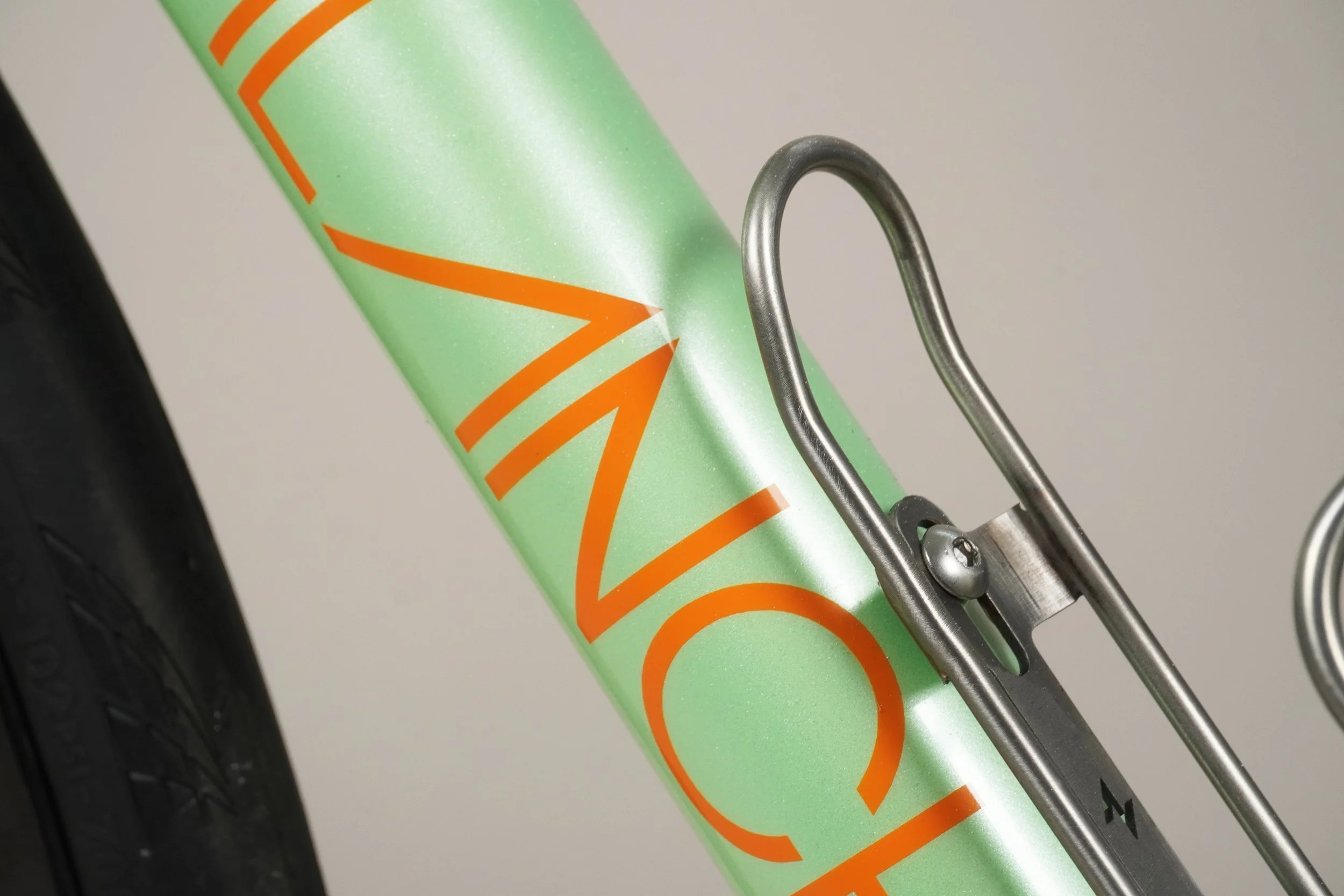 AVALANCHE-vélo inox route sur mesure-vert orange 30.jpg