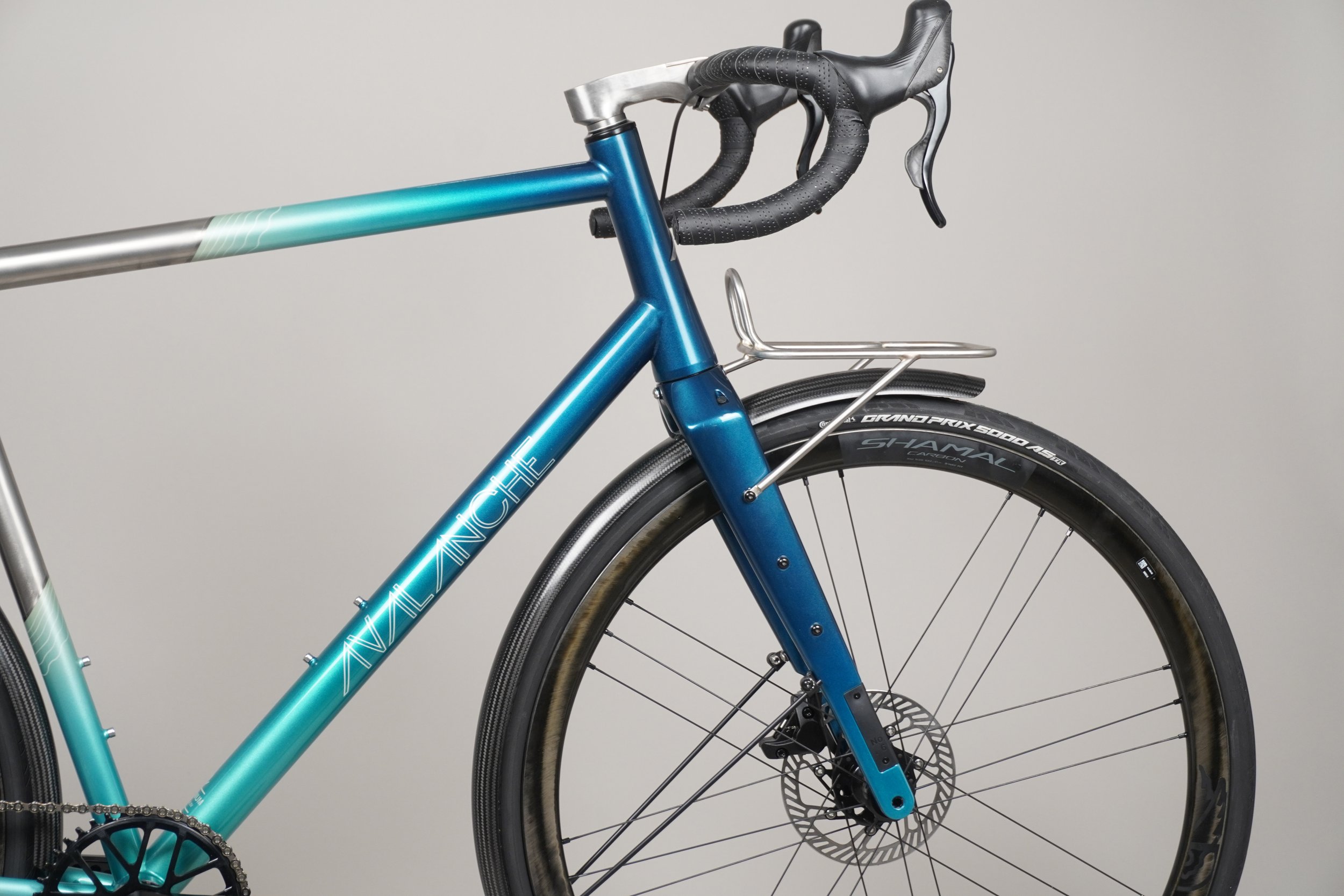 AVALANCHE CYCLES-TITANIUM GRAVEL BLUE GRADIENT 05.jpg