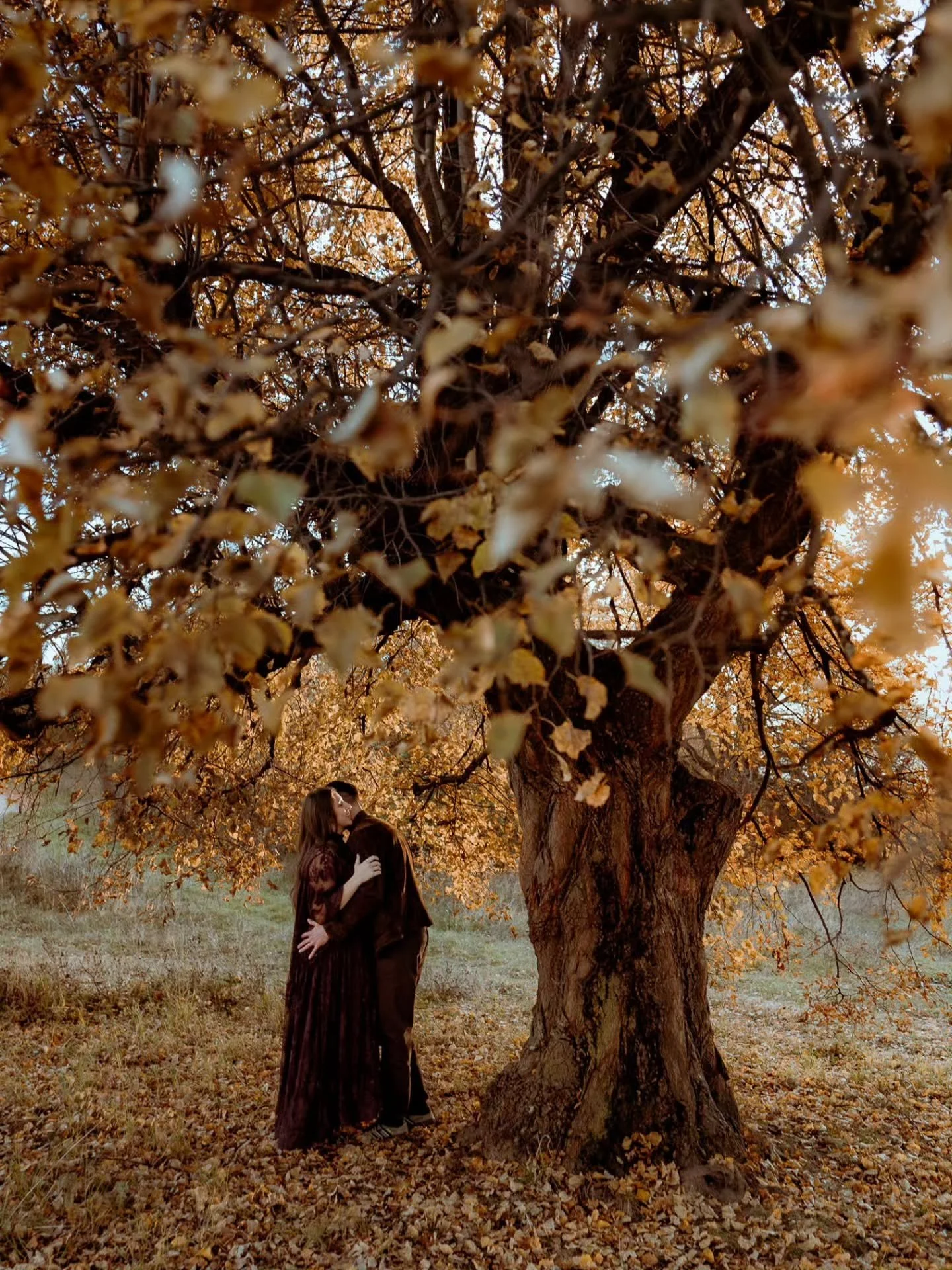 Mă bucur mult c&acirc;nd foștii miri intră &icirc;ntr-o nouă etapă și &icirc;n cur&acirc;nd vor deveni părinți iar eu pot să fiu alături la bucuria lor! Felicitări Beni &amp; Gianina!