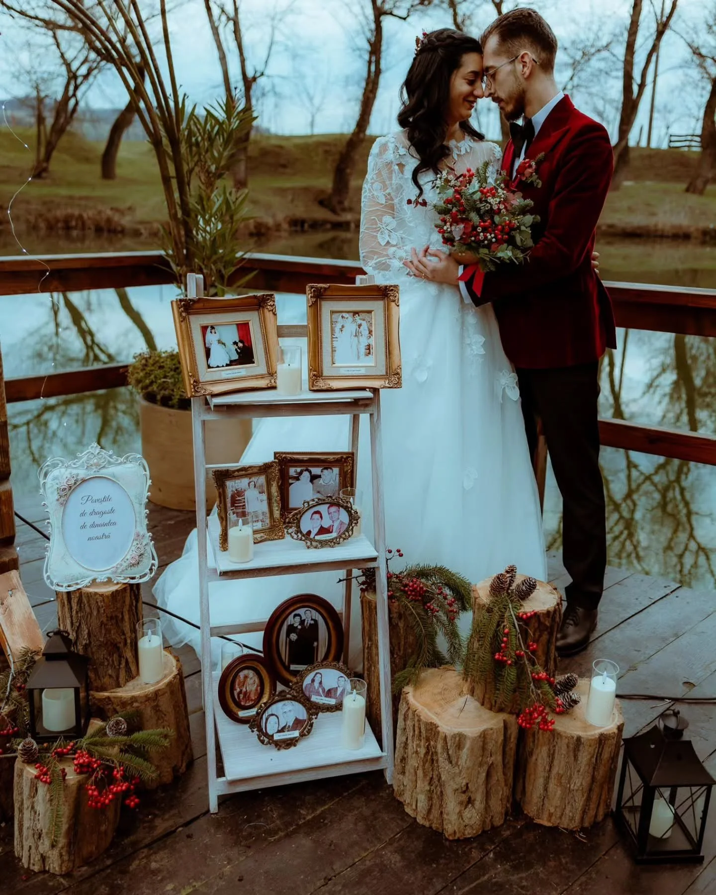 Ultima nuntă din acest an a fost plină de emoție, lacrimi de bucurie, oameni frumoși și un decor de Crăciun desprins parcă din povești! 

Locația: @the_dallas_barn_sighisoara
Wedding planners: @wedding_plan.ro
Video: @andrei.vacar_wedding.day.films
D