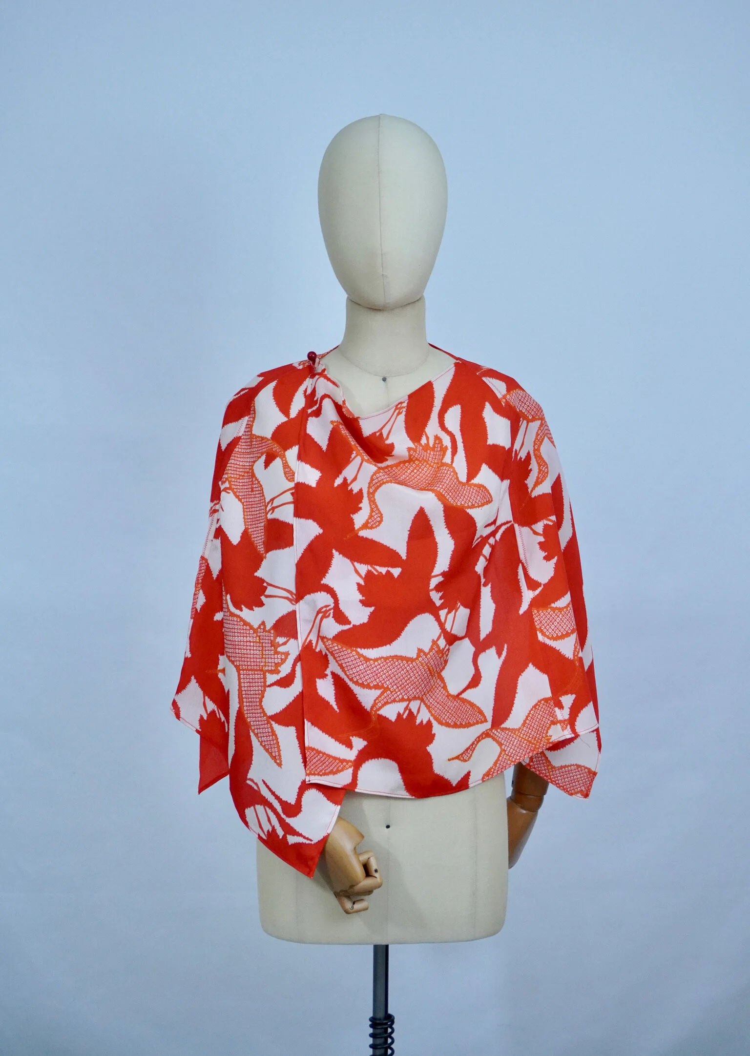 5A5FCB71-1EEB-4D0A-A383-00E9AF9C6361