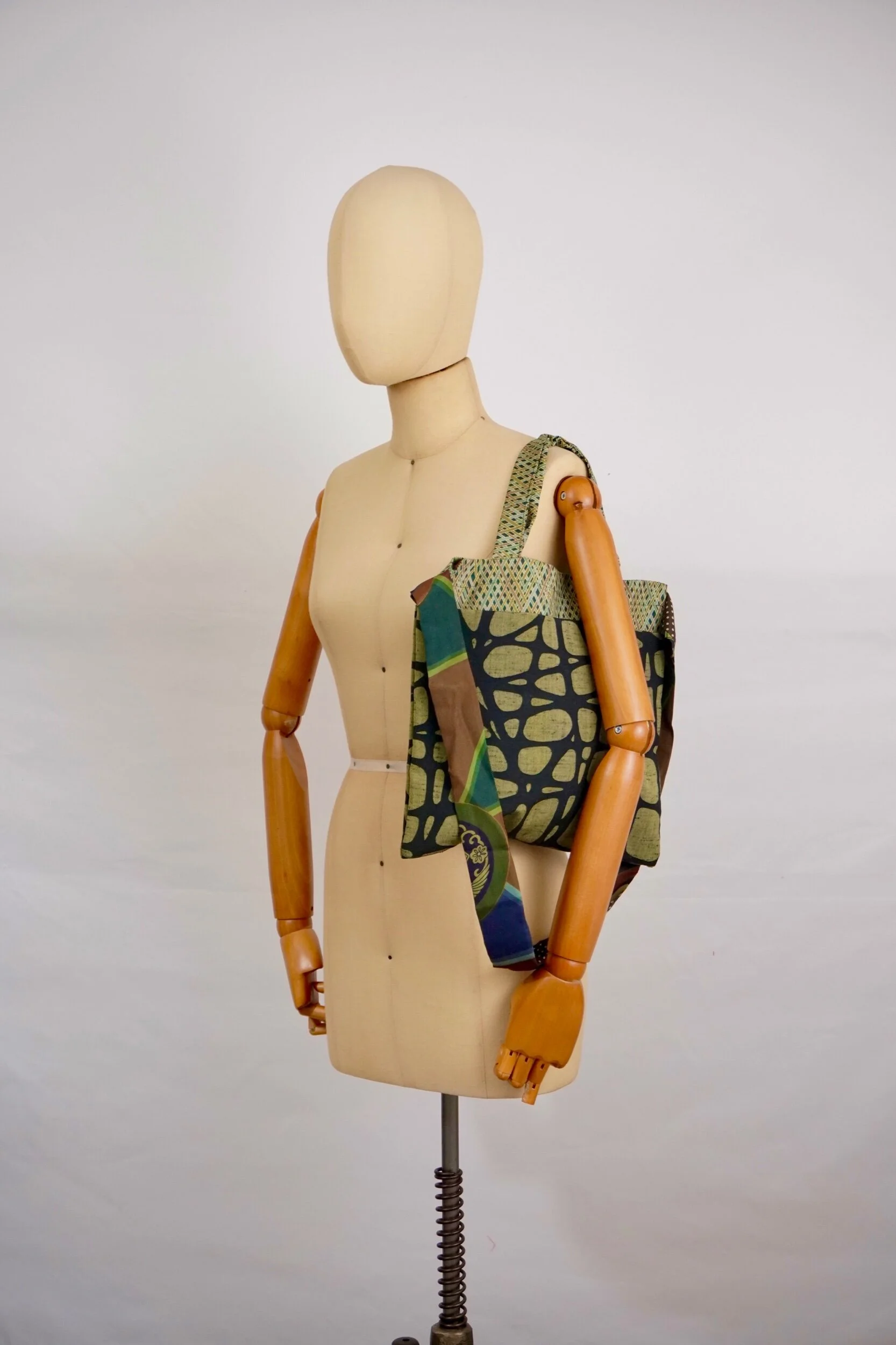 755DB734-8C34-4F7C-85CD-E10CD2BB4F52