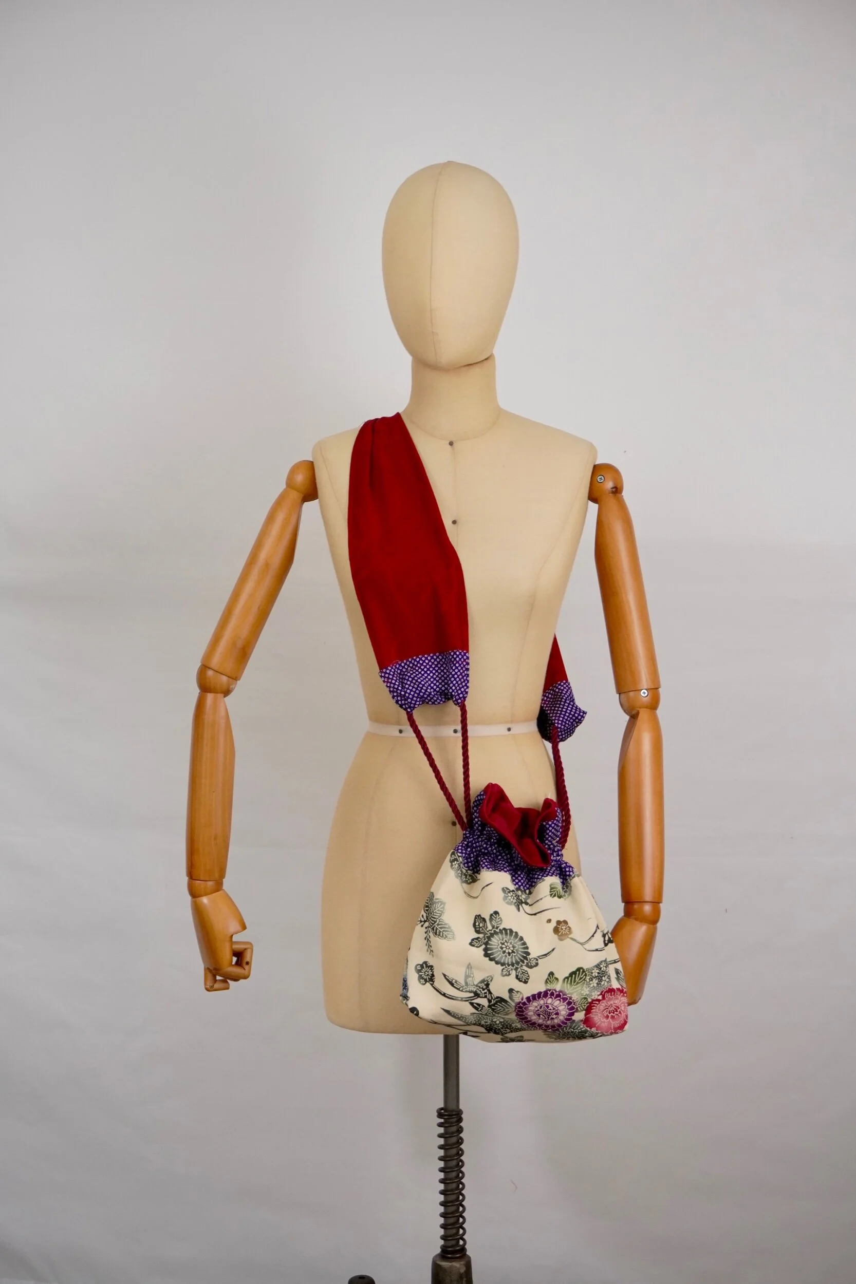 C0ECBE59-E869-4E80-BA31-C2F05D23BF51