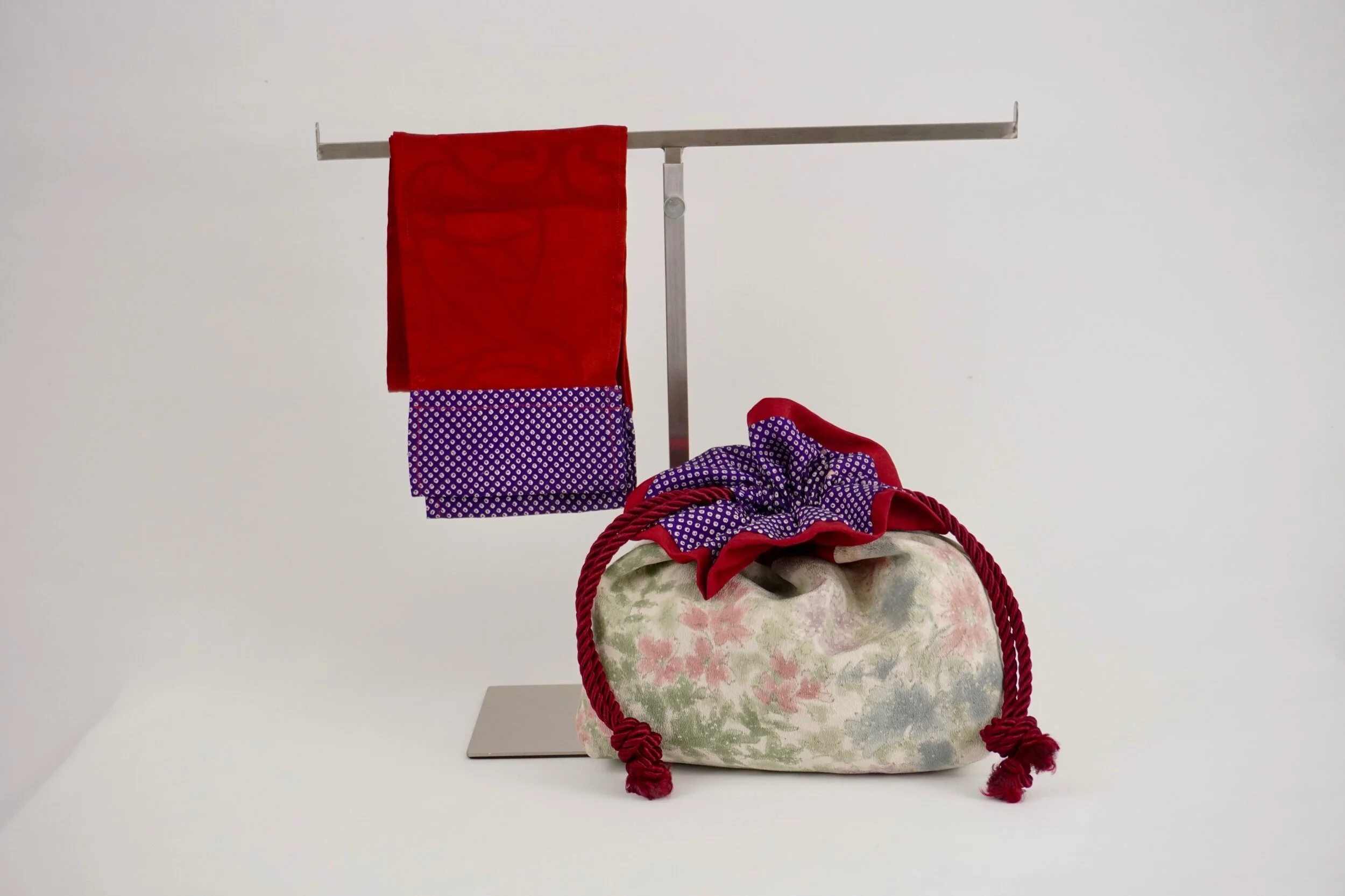 83799992-EE74-4824-811C-F7FA9A68AF26