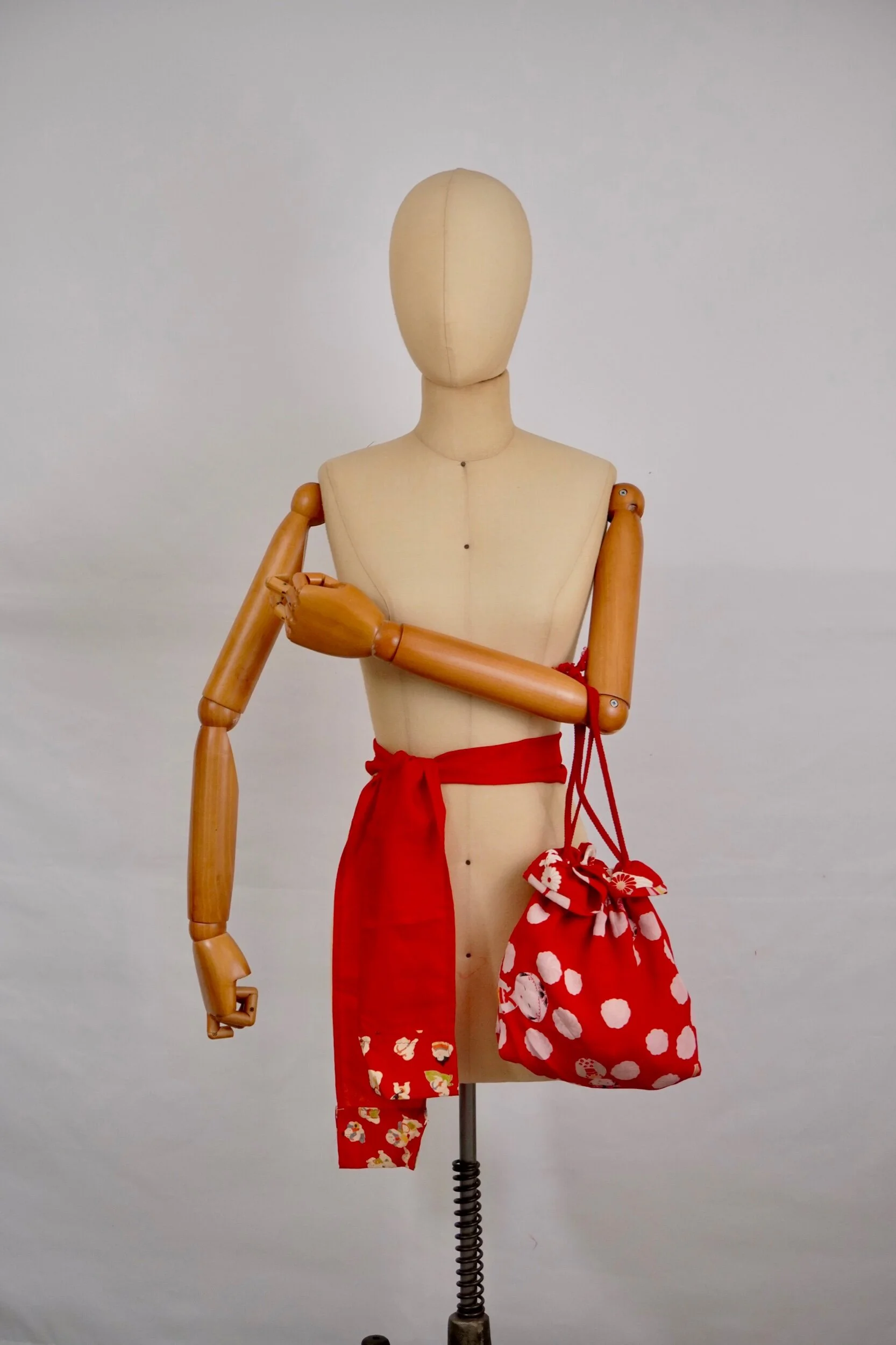 FBBCD524-BC20-4DE9-8E94-D18B4864FA57