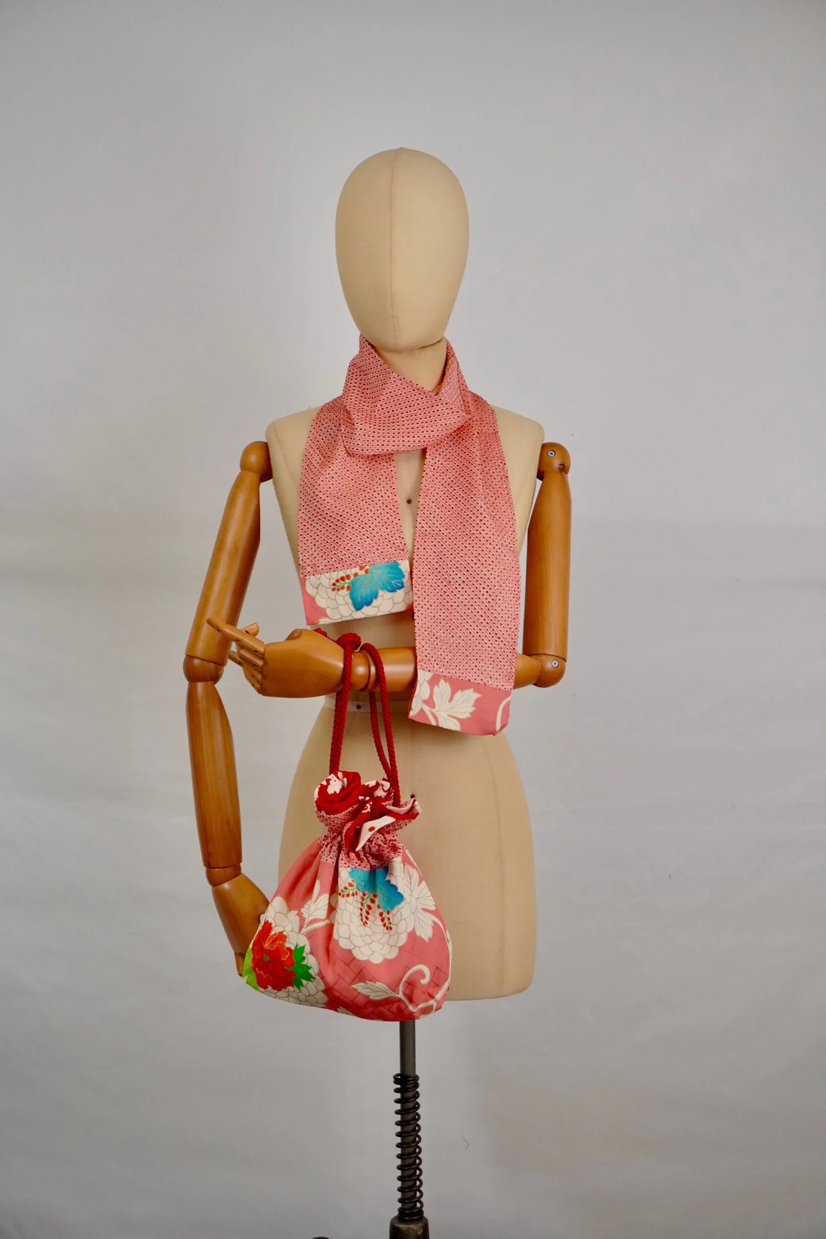 ABF67049-5139-4A08-A9C6-F457BDE9E3EF