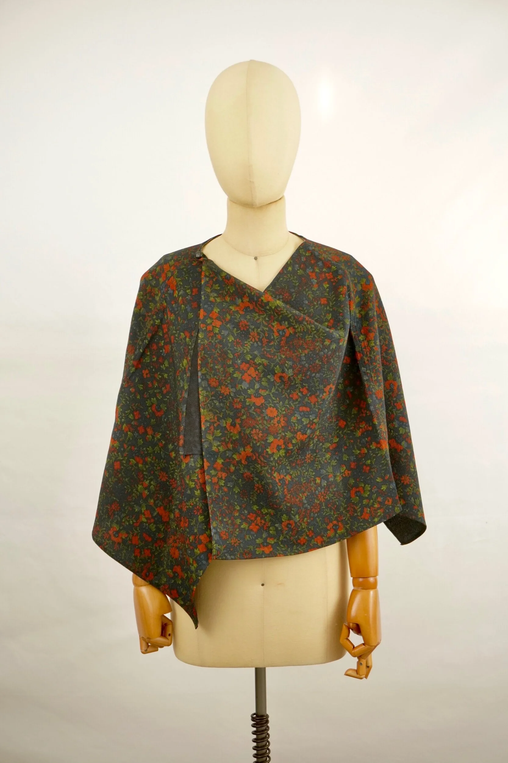 16DF943C-433E-4E0C-B11C-B9AB49AA9B56