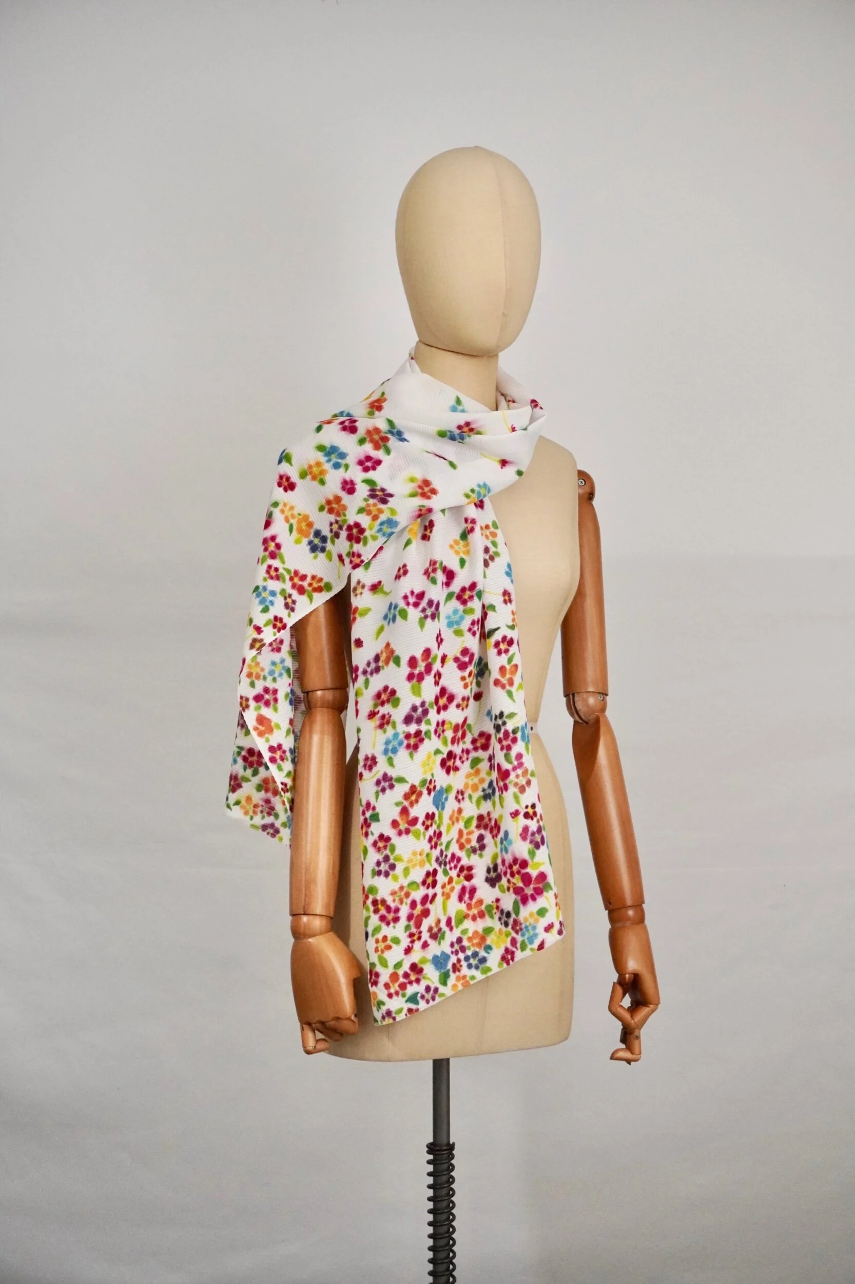 A3973152-37B7-4EB6-BC12-058E2842366A