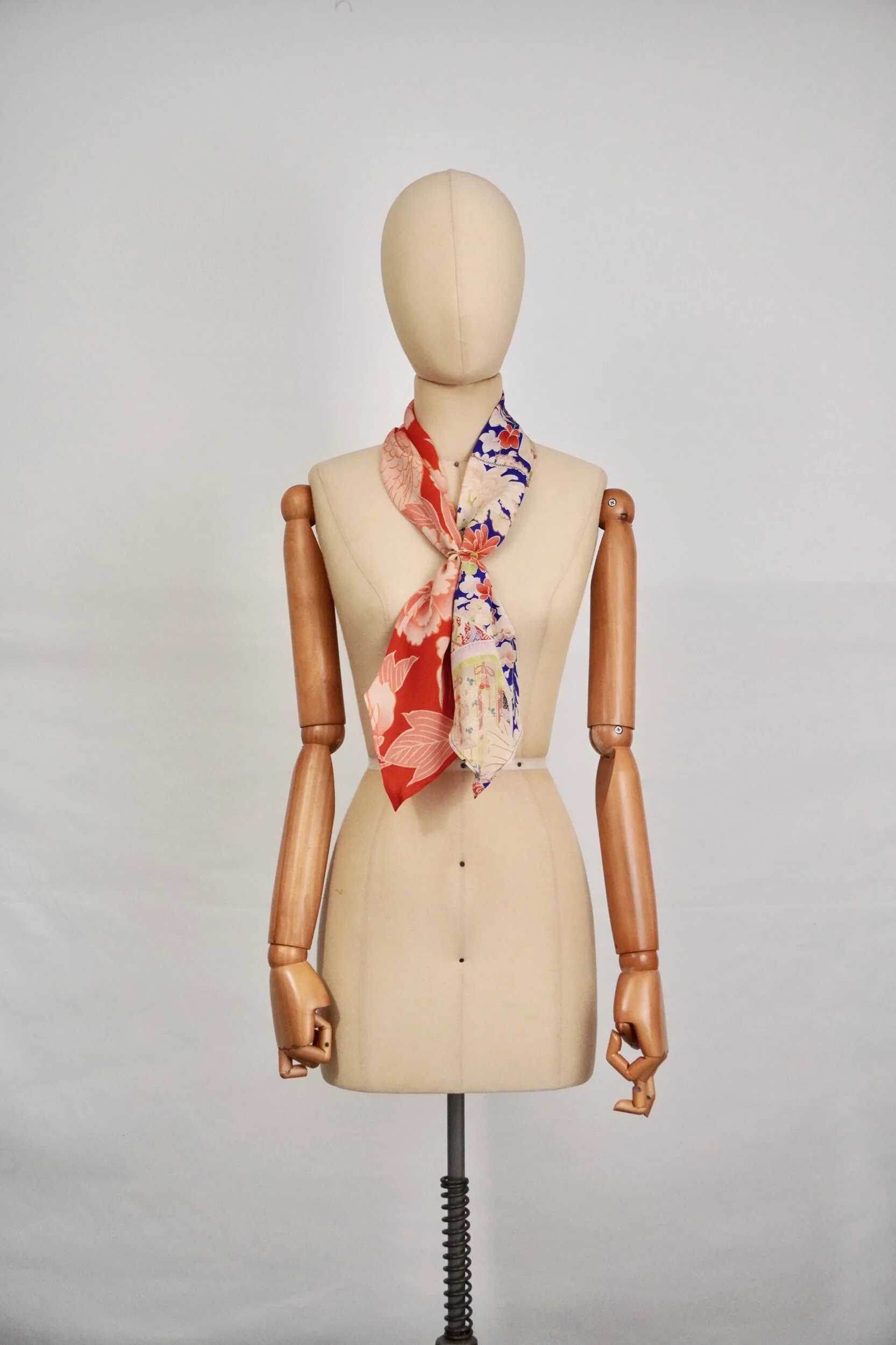 D6AC6431-B26E-4E57-B864-D9EC3A69C79D