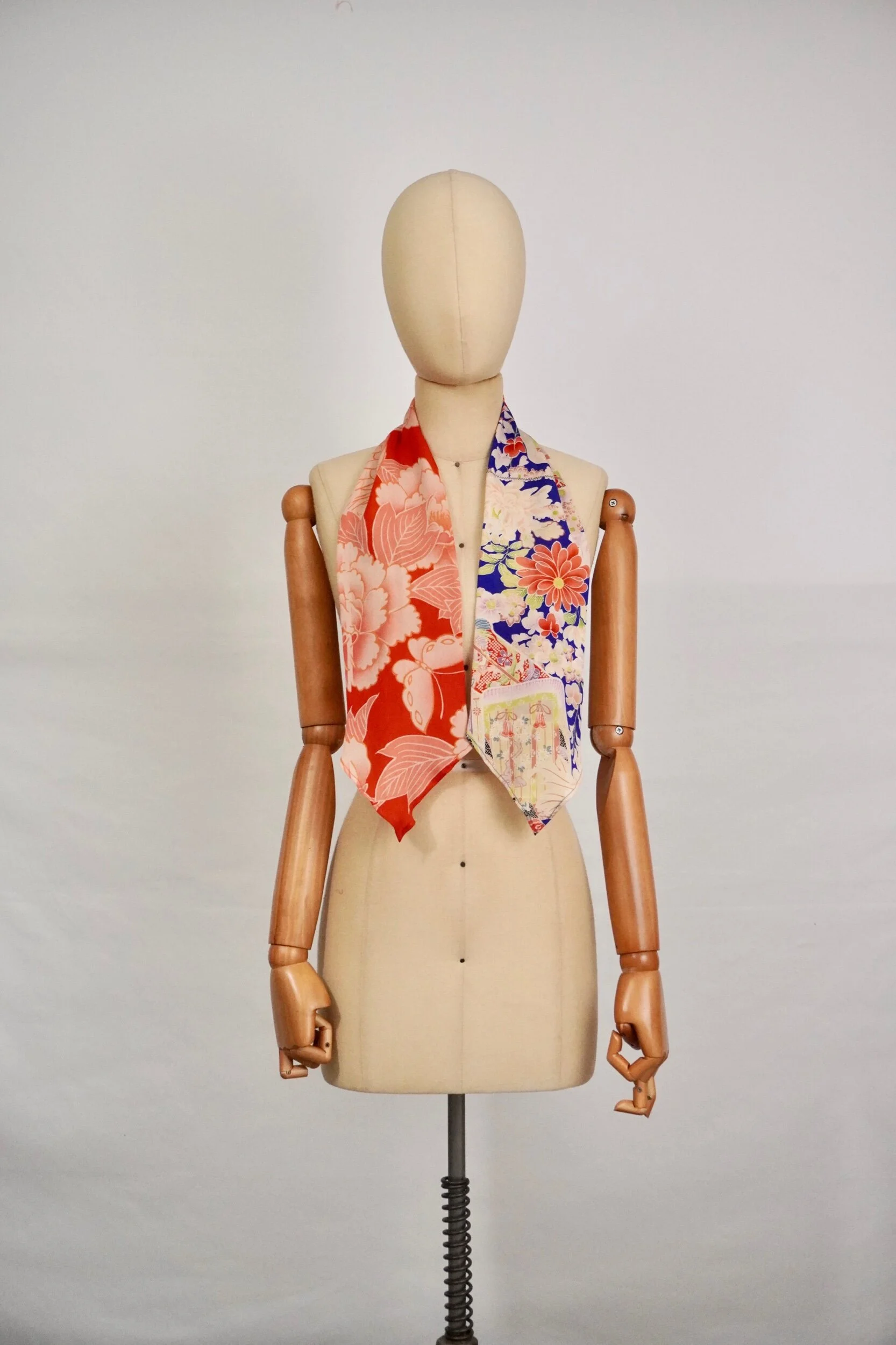 6B6F84F0-5DF7-482C-95F4-0FF584BC9F9E