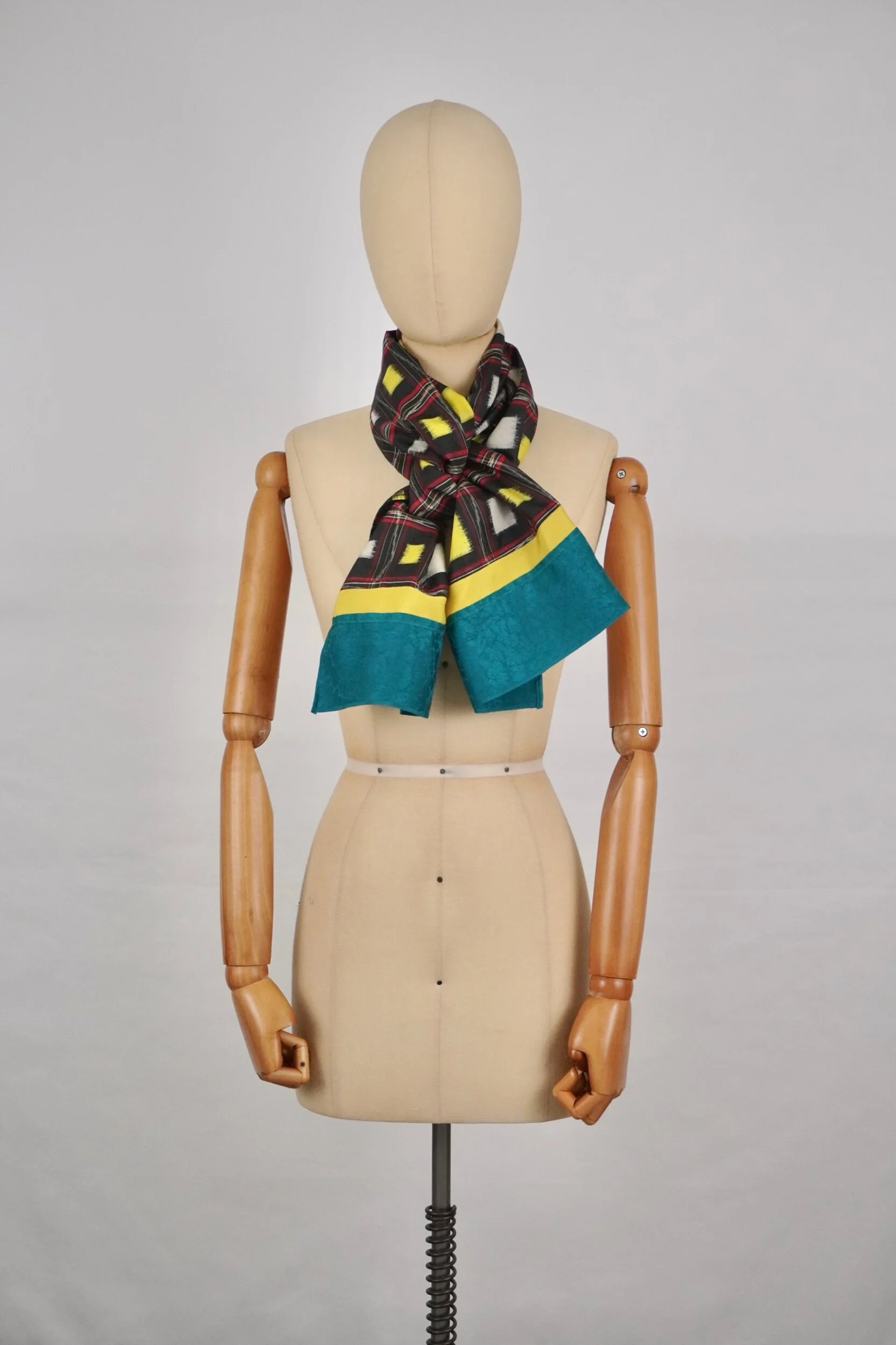 90843073-6781-4D87-81AE-F3DB09A72B22