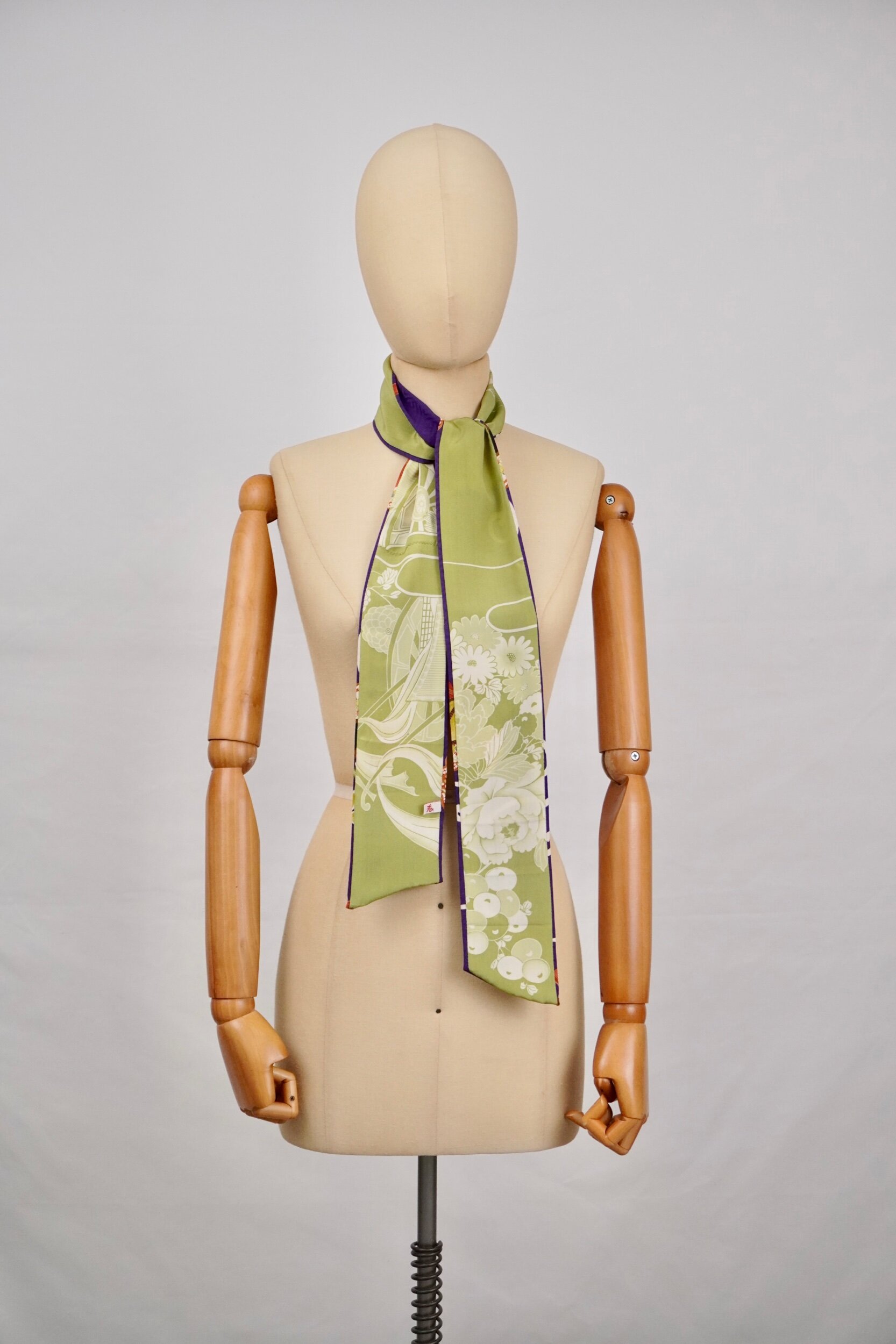 9C6B84C2-E014-4645-8563-191E9AF48CC3