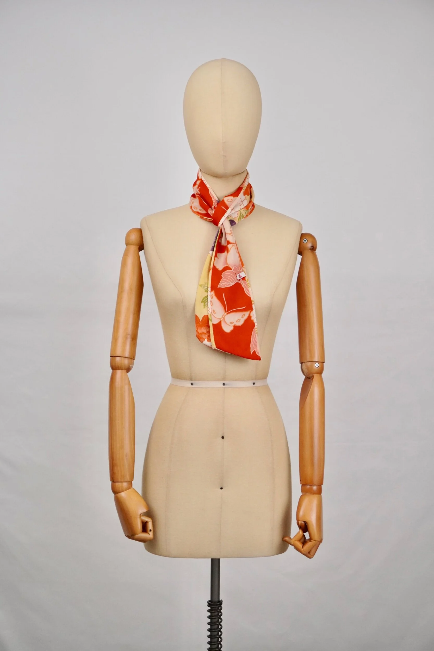 8DD2B3A6-436D-409D-B5A8-53892D136FA4