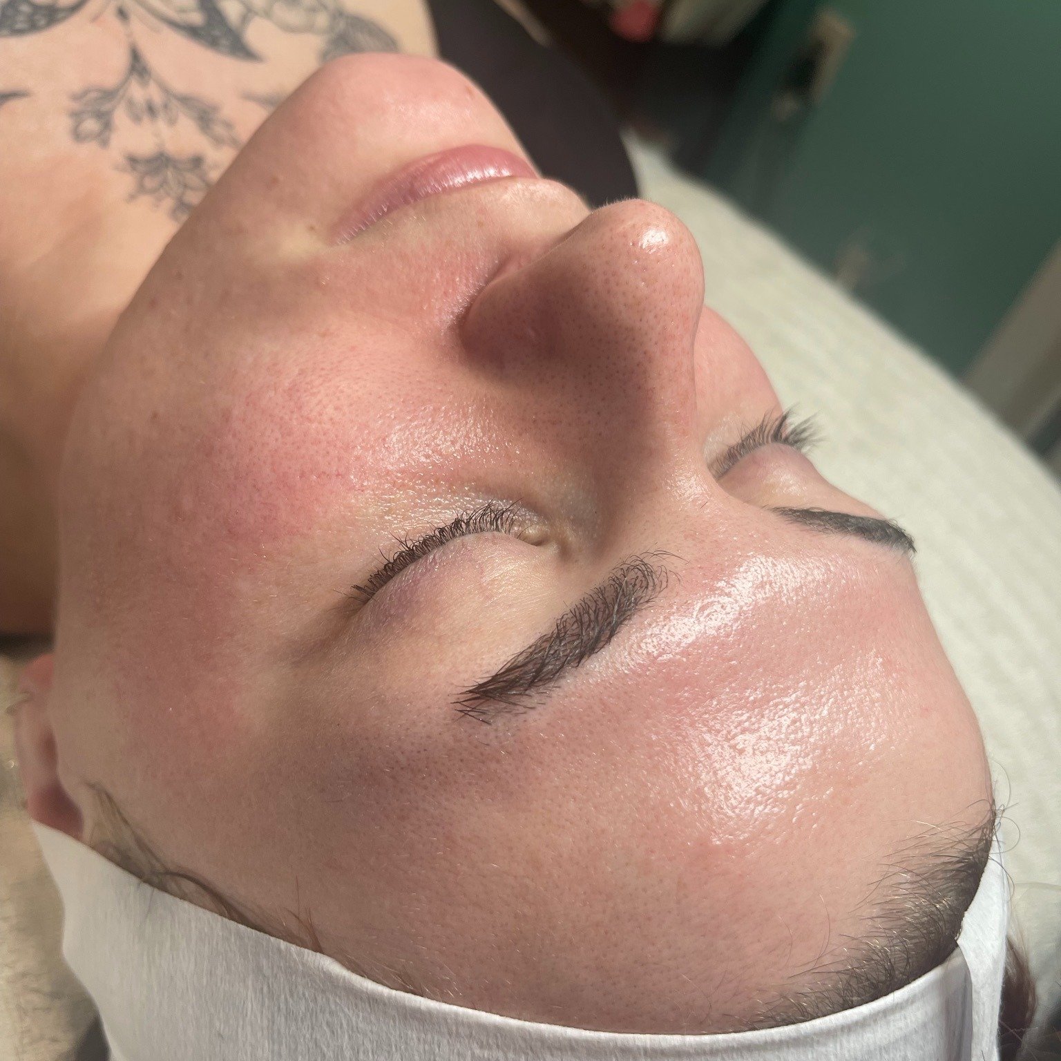 🌊Nothing beats that fresh, moisturized feeling you get after a rejuvenating @hydrafacial treatment! 

📅Book your next @hydrafacial with @beachsidebeauty_giselle  and @skinby.stephanie today!

@hydrafacial_laura 

#destinspa #destinhydrafacial #dest