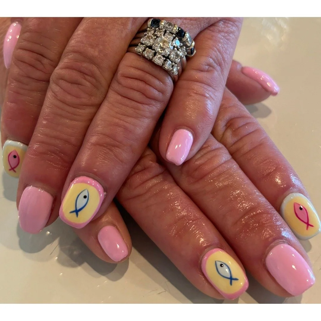 Hooked on these nails 🐟

💅Nails by @nailsby.fyn 

☎ Call now or visit our website to book your next appointment✨

📞 (850) 353-2804
💻 bsbdestin.com

#spadestin #fortwaltonbeachbeauty #nailart #destinsalon #destinfwb #nailsofinstagram #destinflorid