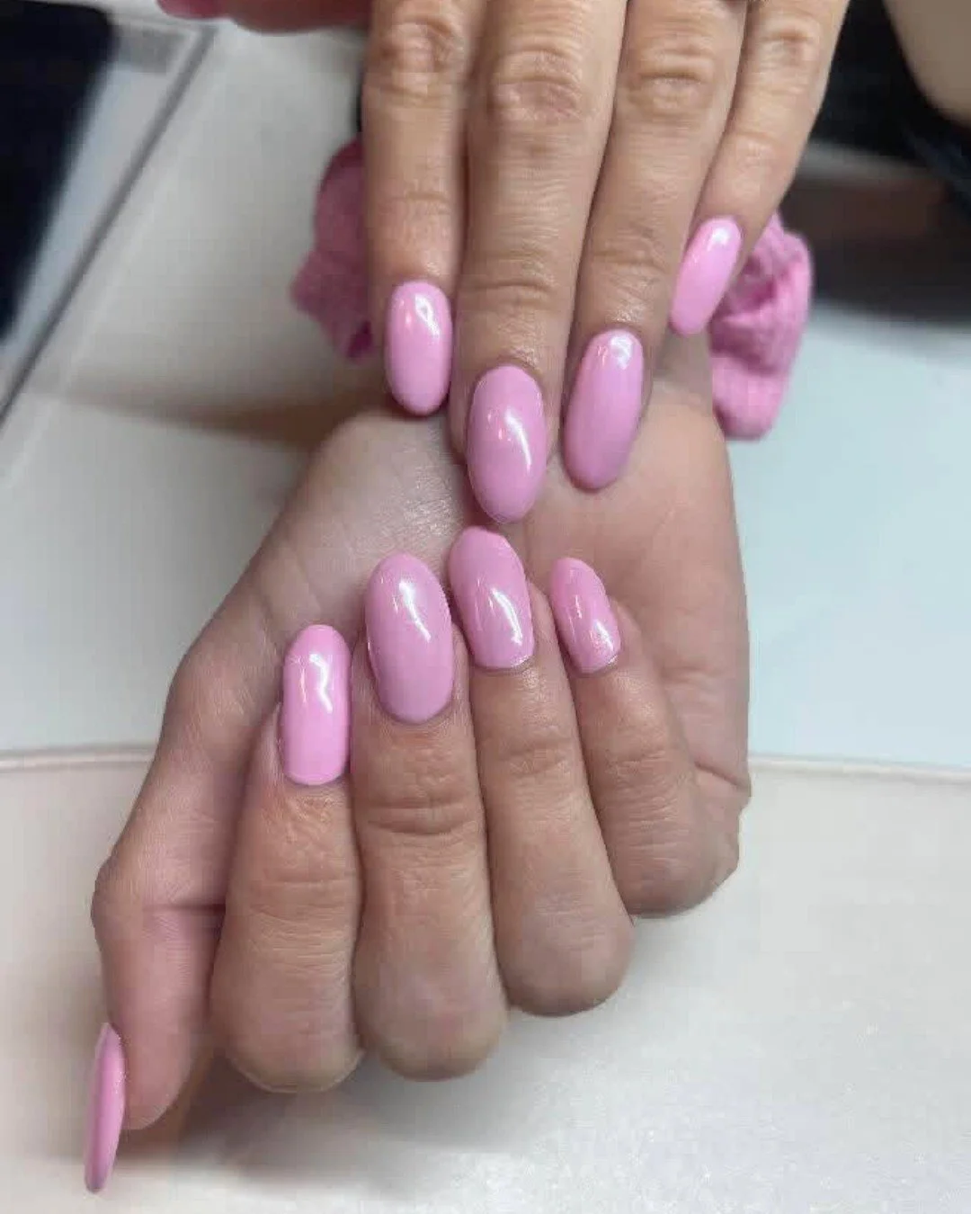 &quot;Pretty in pink, polished in chrome&quot; 

Nails by @beachsidebeauty_giselle 

☎ Call or visit our website to book an appointment! 

📞 (850)353-2804
💻 bsbdestin.com

 #destinsalon #destinnails #emeraldcoastnails #spadestin #fortwaltonbeachbea