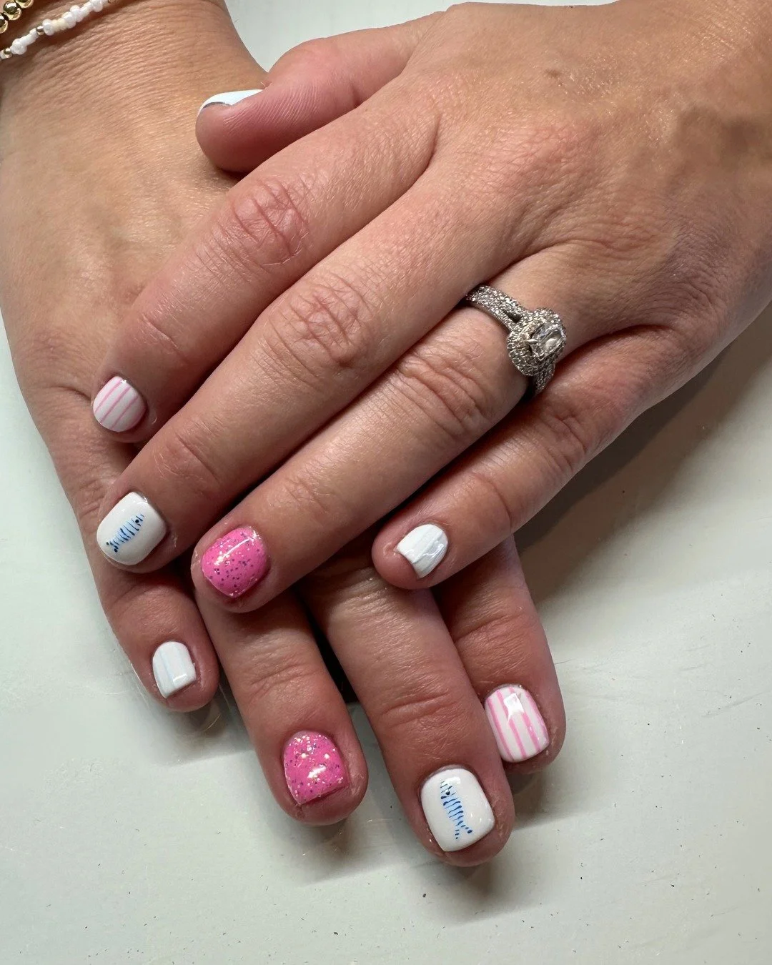 Sweet, simple and a little sparkle ✨

💅Nails by @nailsby.fyn 

☎ Call or visit our website to book an appointment!

📞 (850) 353-2804
💻 bsbdestin.com

 #destinfl #spadestinflorida #destinmani #destinsalon #nailsfortwaltonbeach #fishnailart #pinknai