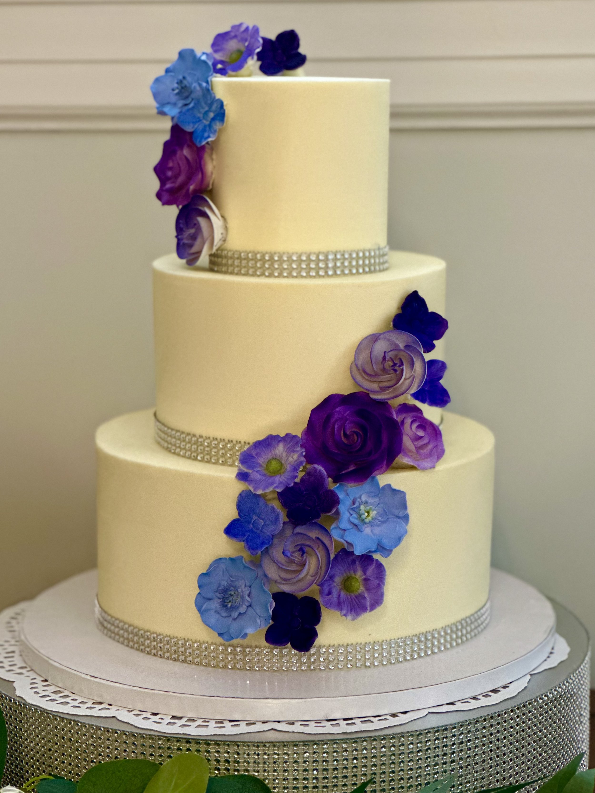 Blue and Purple flowers cake.JPEG