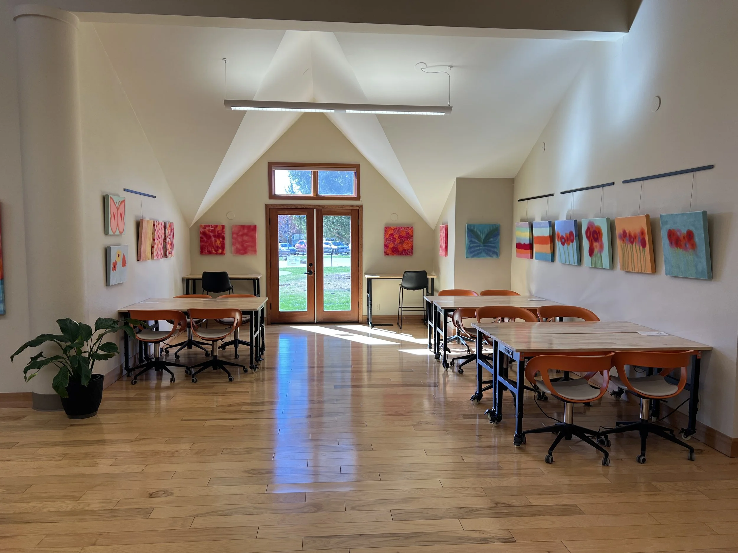 Rotating art displays