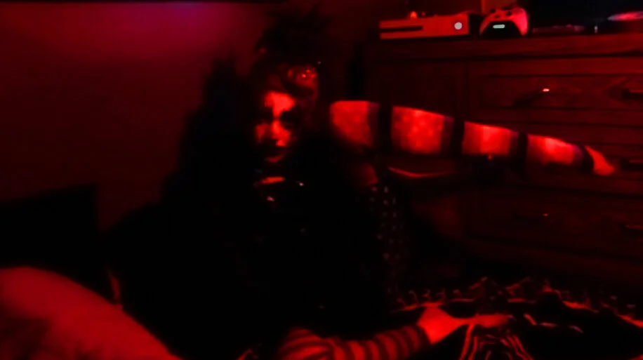 kay the contort clown.jpg