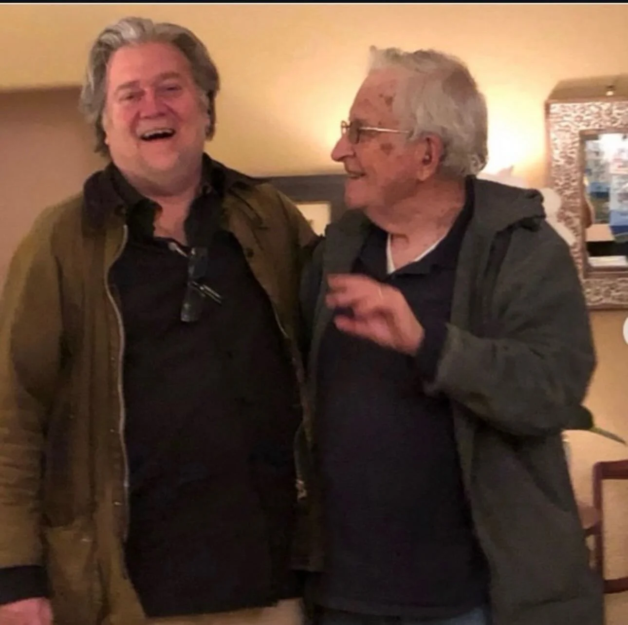 Horseshoe theory in one picture. Both Putin&rsquo;s useful idiots.