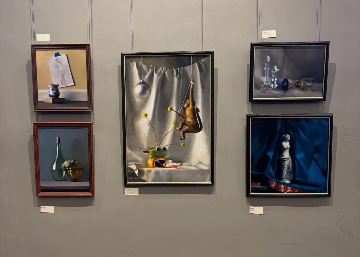 Academic still life. 

#classical #atelier #stilllife #exhibition