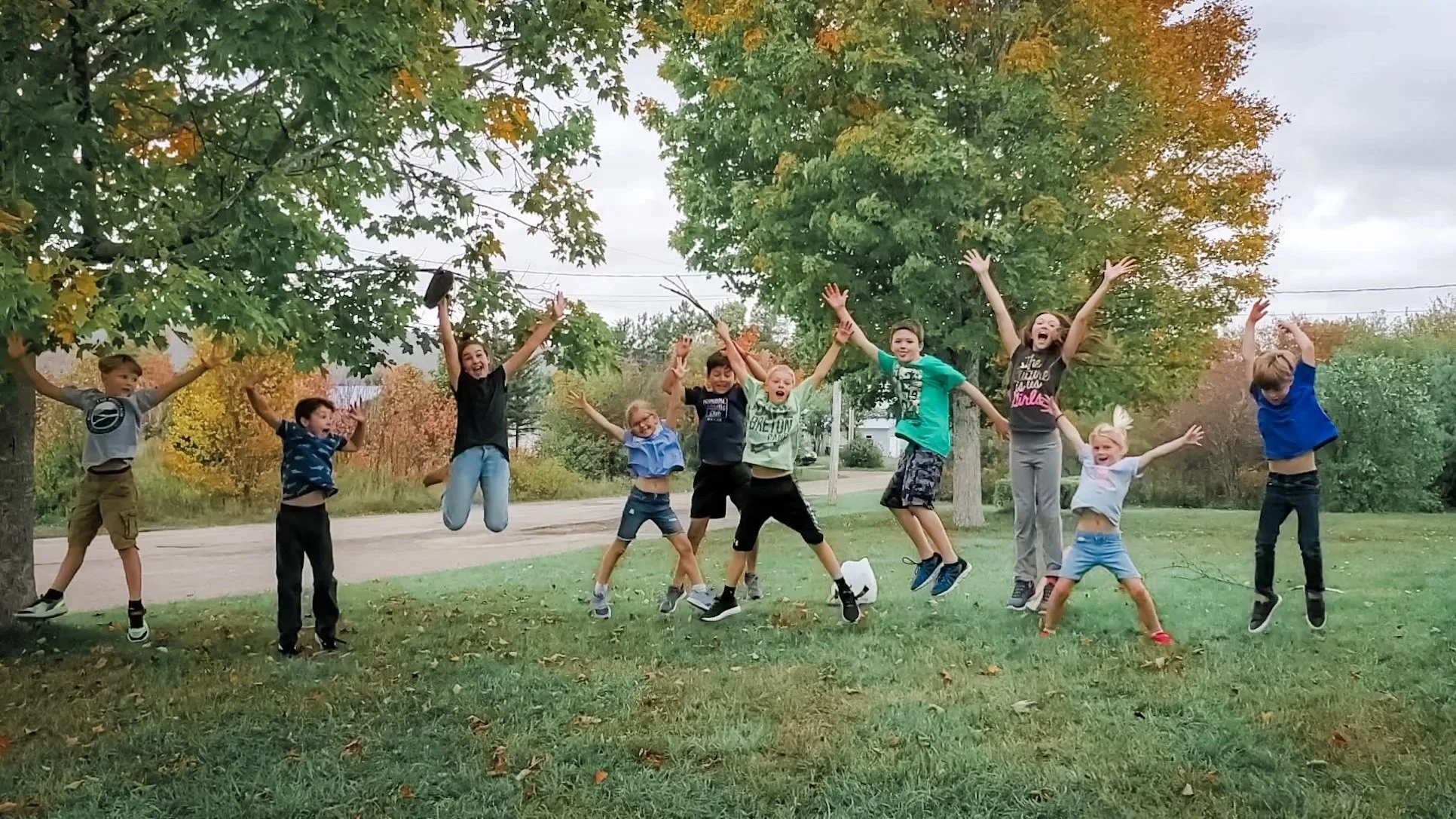 kids jumping.jpg