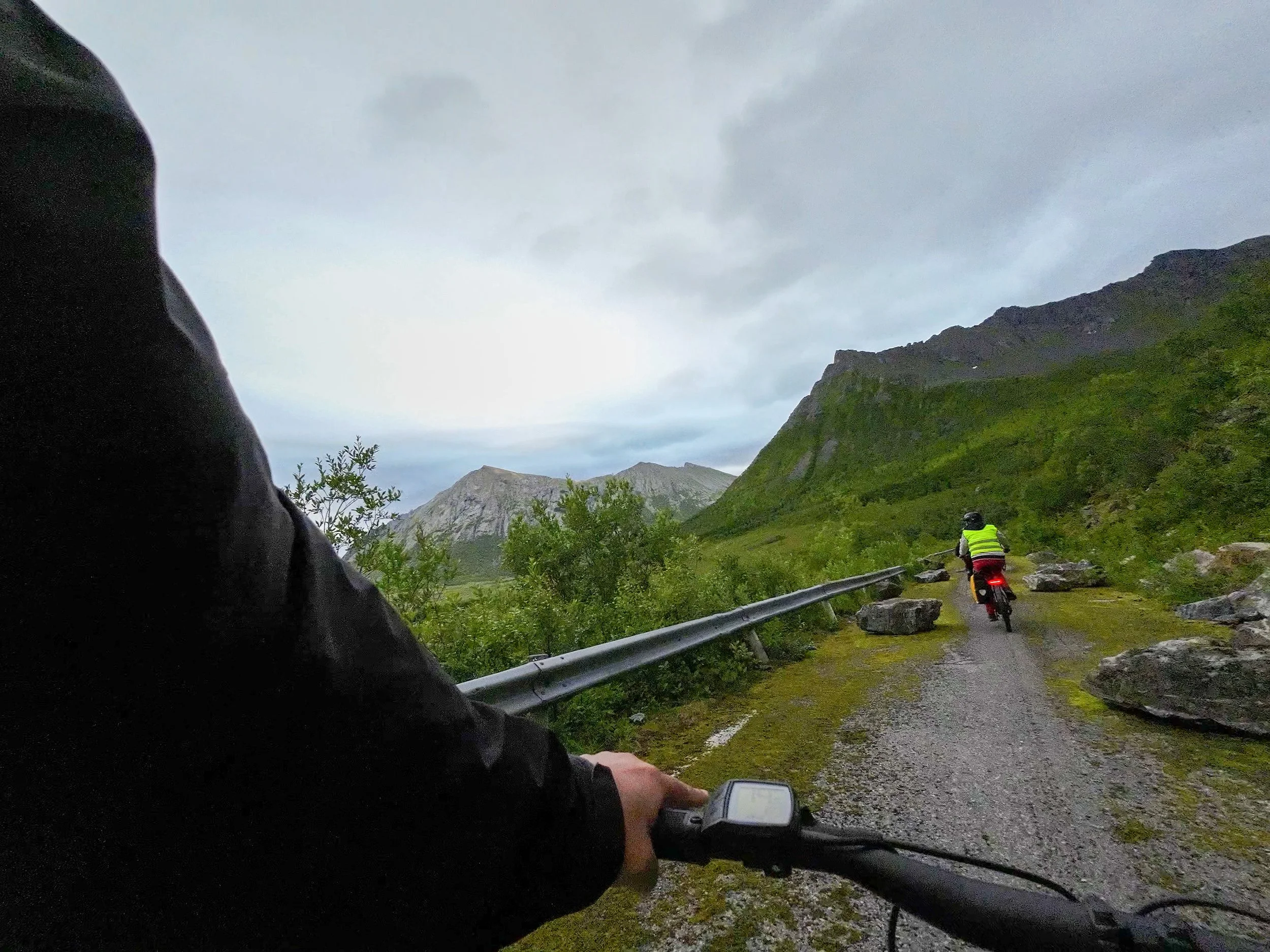 E-Biking in Senja 塞尼亚岛上骑电车