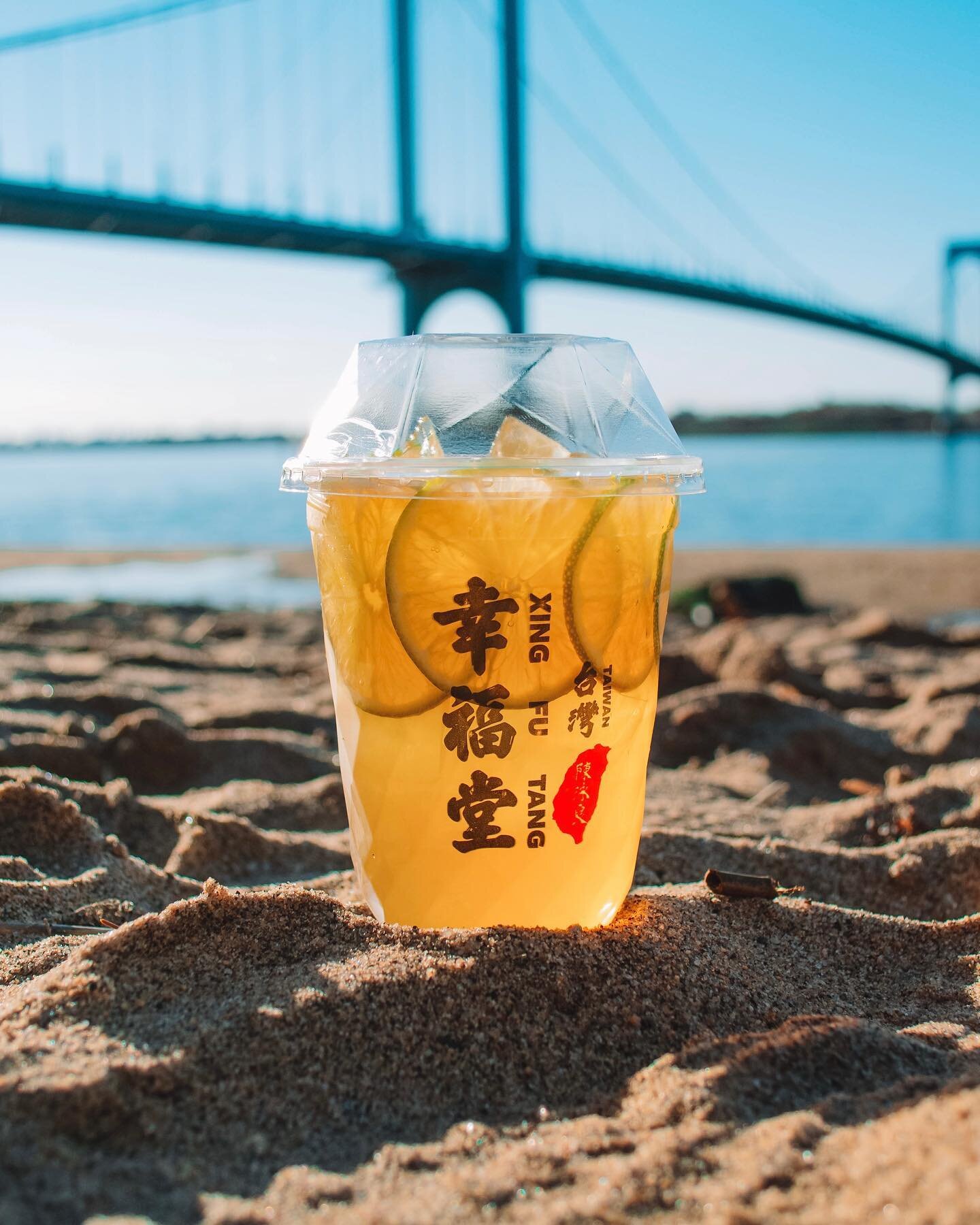 Tea-rrific day for this icy cold Jasmine Green Tea with Honeycomb drink 😋🧊

#xingfutangusa #xingfutang #bobalover #milktea #brownsugarbobamilk #brownsugarboba #food #love #foodstagram #bobalove #happinessishomemade #foodie #nyeats #instafood #tasty