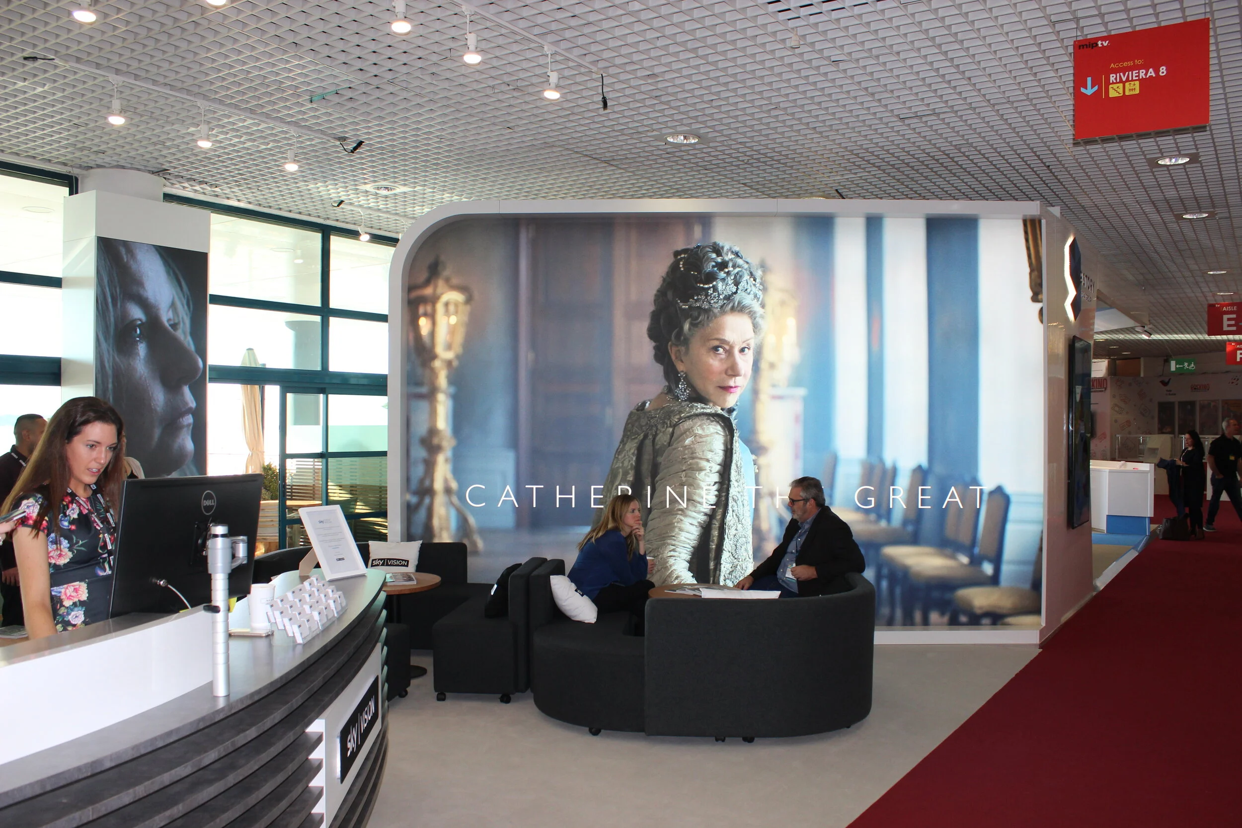 Stand Image (new).JPG