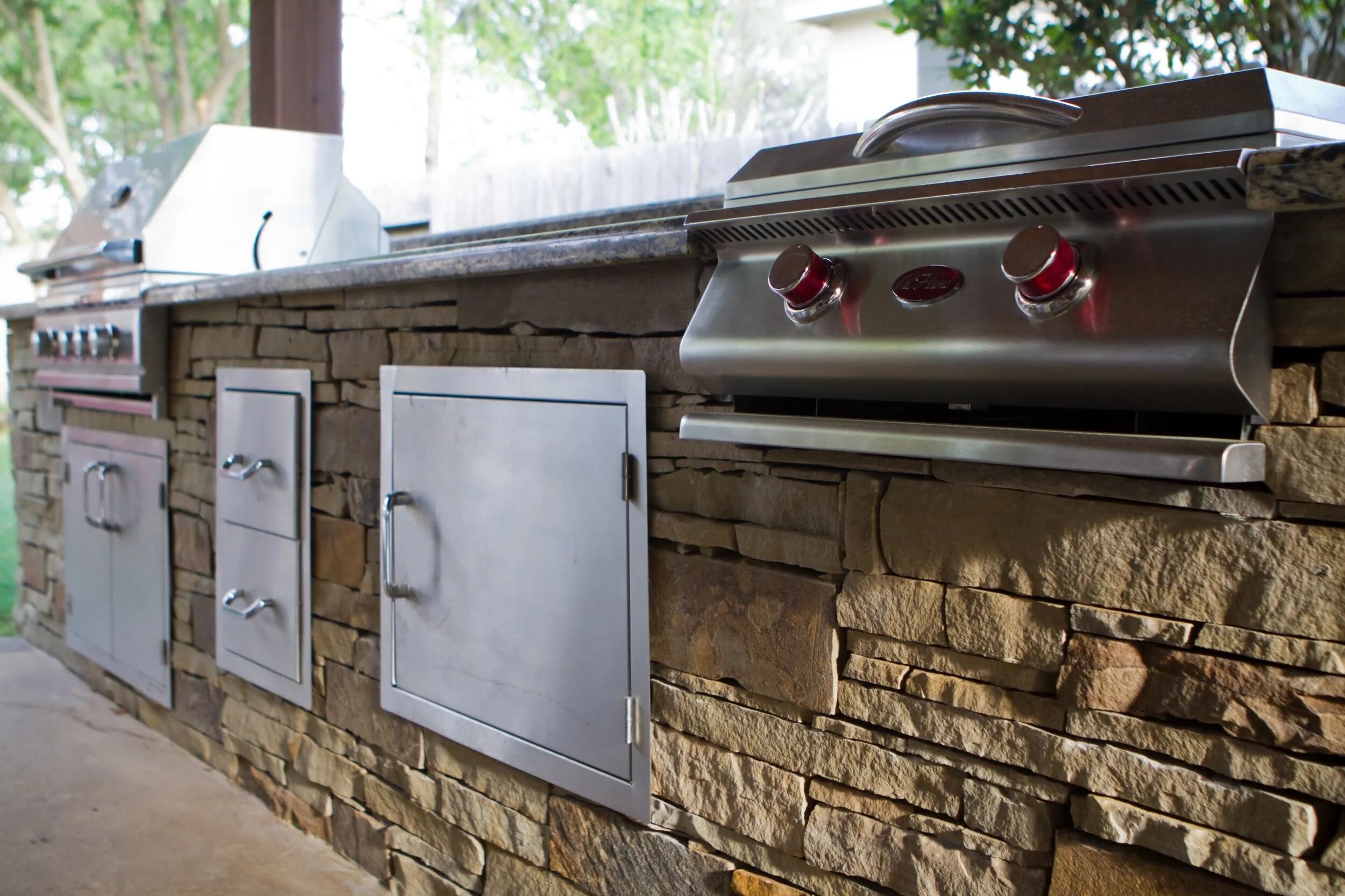 Outdoor Kitchens — Matt's Custom Decks
