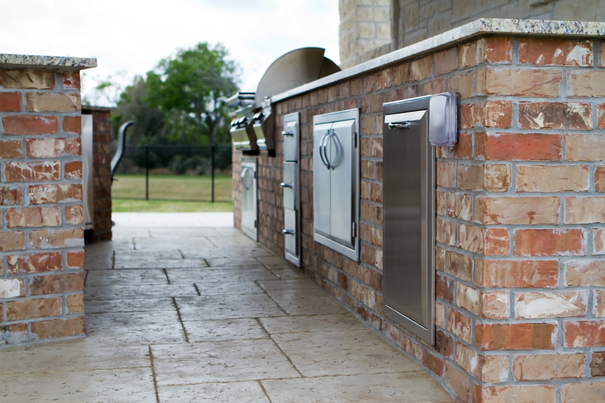 Outdoor Kitchens — Matt's Custom Decks