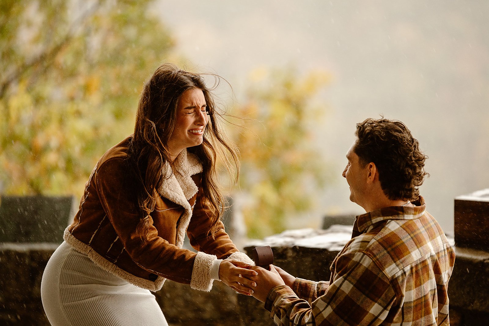 photographer to capture a good reaction for a proposal in Asheville nc