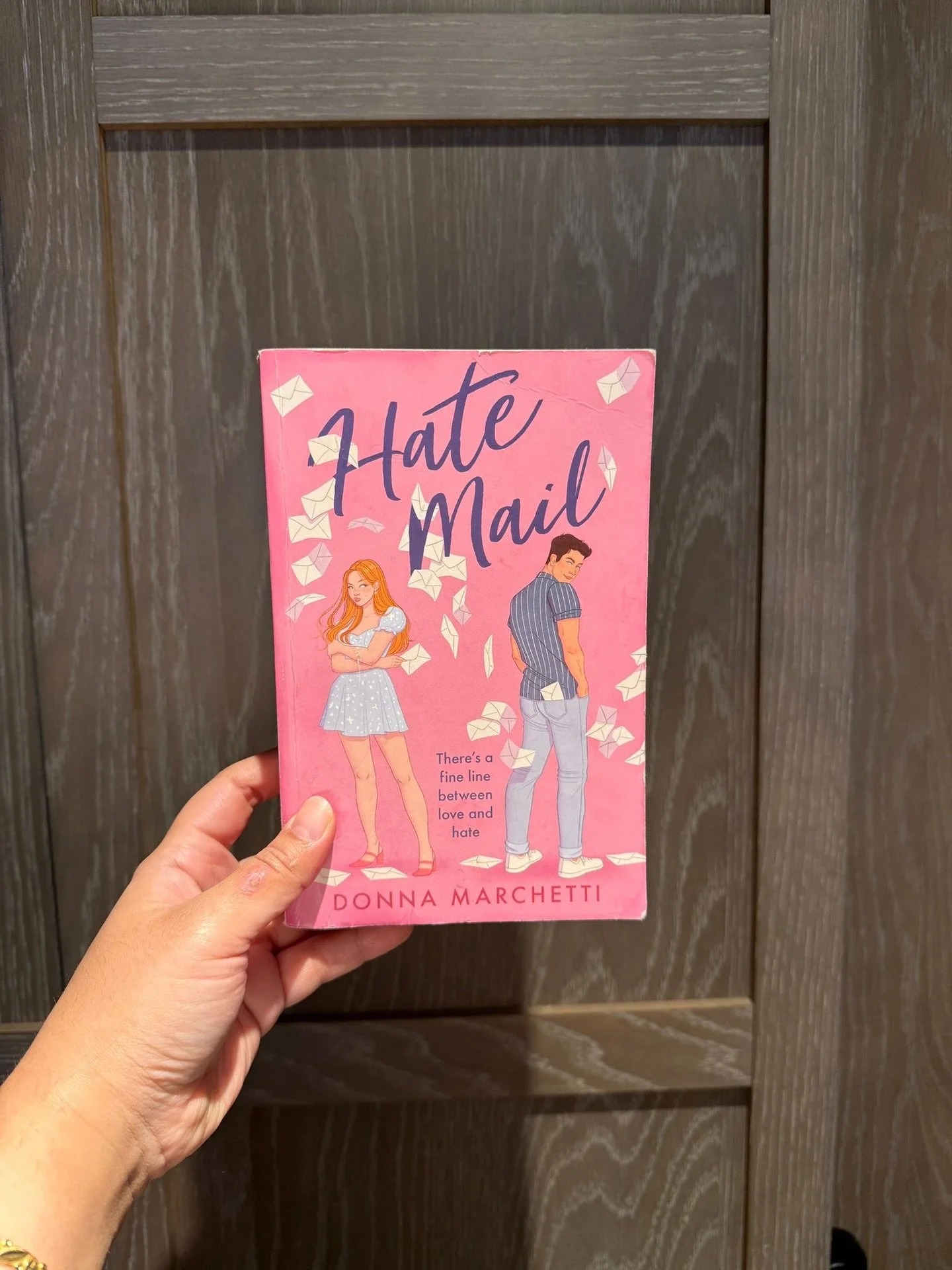 Review from @tankazama:
Hate Mail by Donna Marchetti
📘📘📘📘📘

Naomi and Luca become penpals in the 5th grade. What Naomi thought would be a sweet interaction turns into a series of hilarious hate filled letters. They write the meanest letters but 