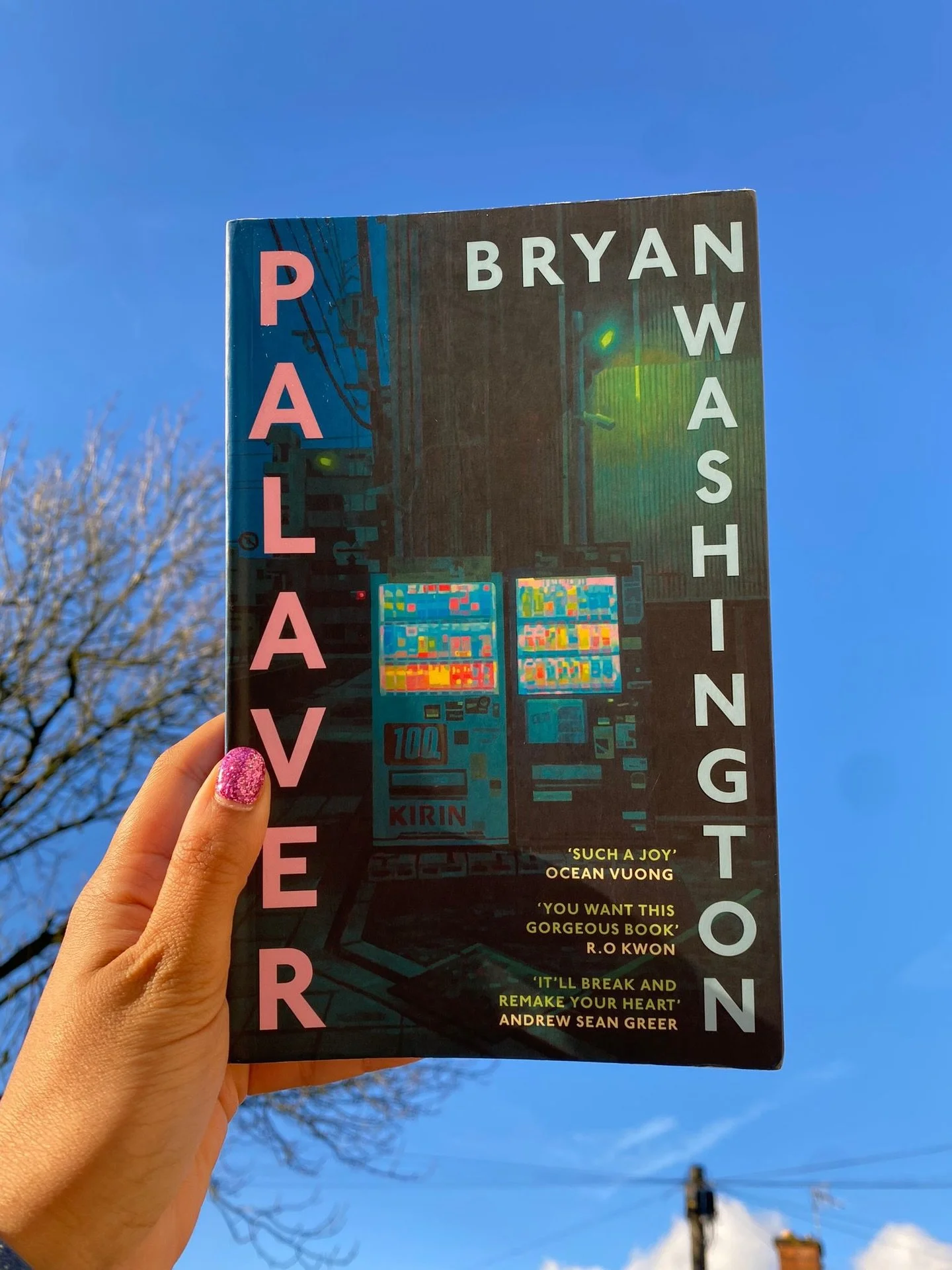 ✨2026 BOOK RELEASE✨
Review from @jess_panch:
Palaver by Bryan Washington 
📘📘📘

I was so excited to read this as I loved the last book I read from Bryan Washington (Memorial). Palaver centres around &lsquo;The Son&rsquo; an American with Jamaican h