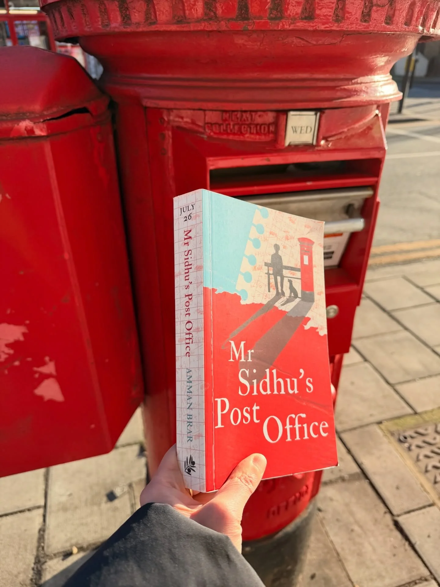 ✨JULY 2026 BOOK RELEASE✨

Review from @venicethemenace:
Mr Sidhu&rsquo;s Post Office by Amman Brar
📕📕📕📕

This debut novel by Amman Brar is a powerful, heart-wrenching tribute to the immigrant journey and a scathing look at one of the UK&rsquo;s g