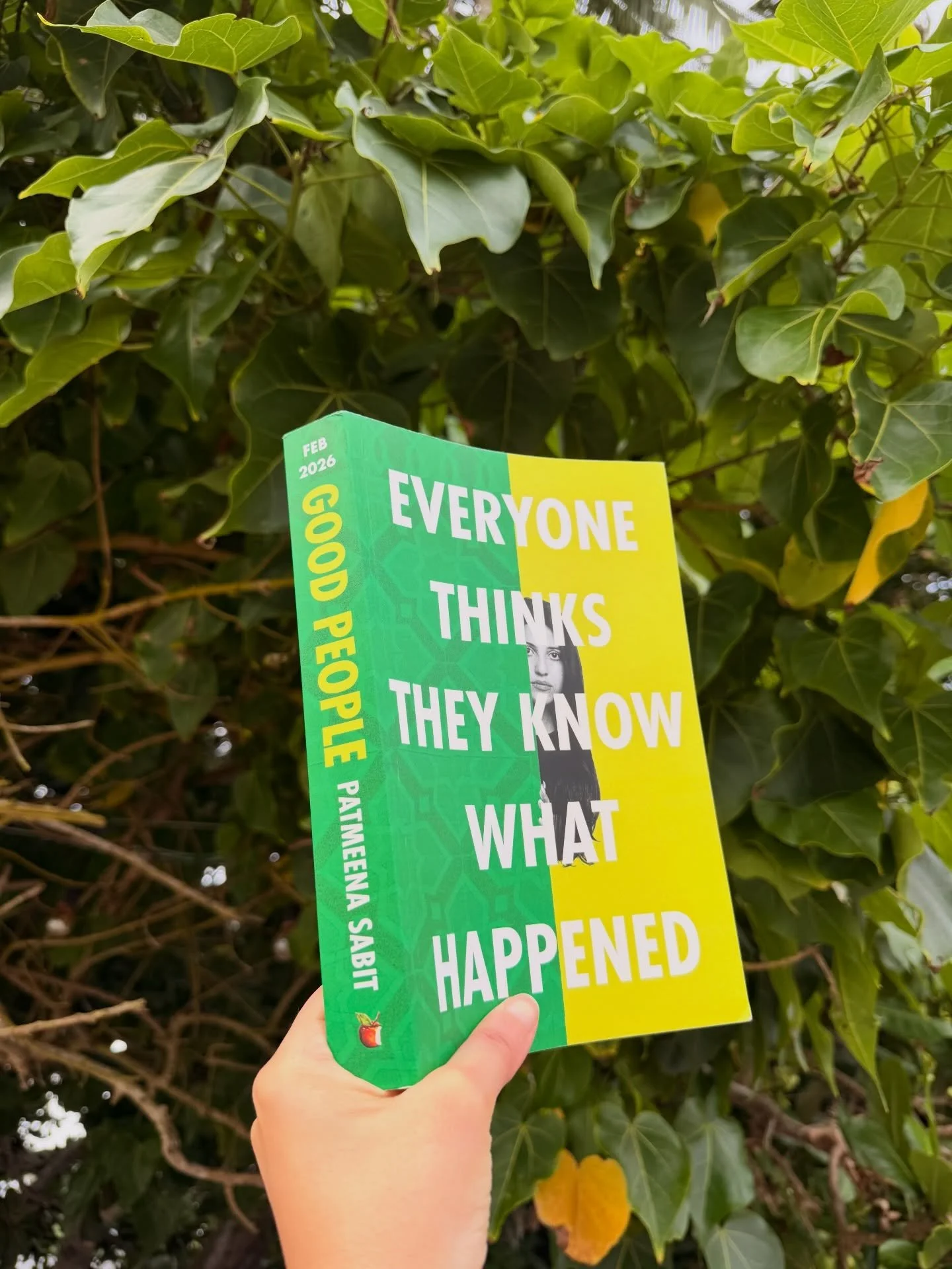 Review from @venicethemenace:
Good People by Patmeena Sabit
📗📗

I finished Patmeena Sabit&rsquo;s Good People in one-sitting but it left me wanting more and here&rsquo;s why. We meet the Sharaf family, Afghan immigrants whose rags to riches journey