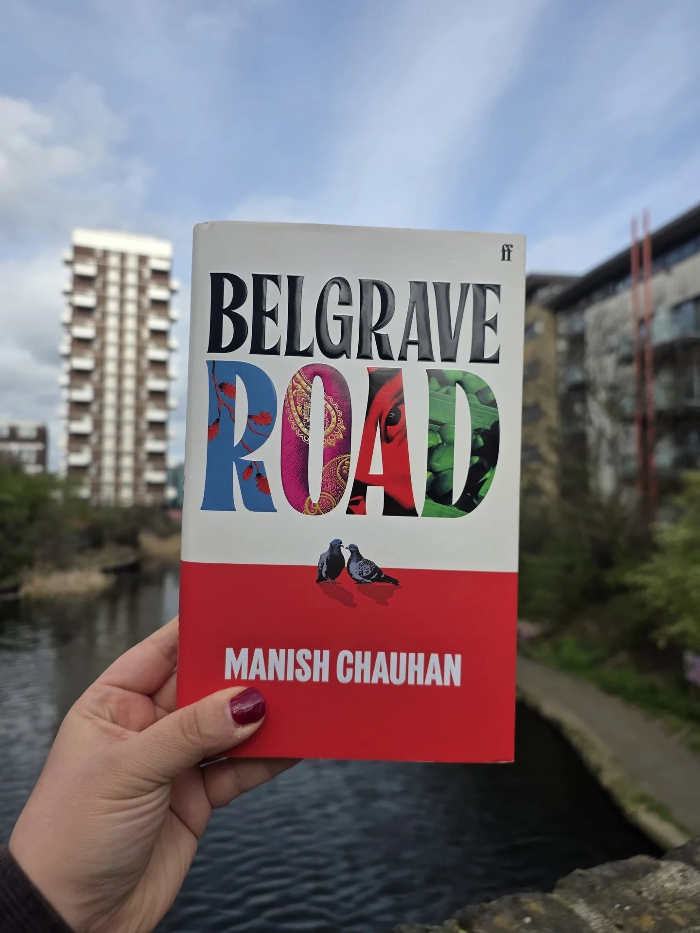 Review from @miriamshanna:
Belgrave Road by Manish Chauhan
📘📘📘

This was a really insightful read and one that took me a little while to process afterwards. It&rsquo;s very engaging and easy to read, but I often found myself unsure where the story